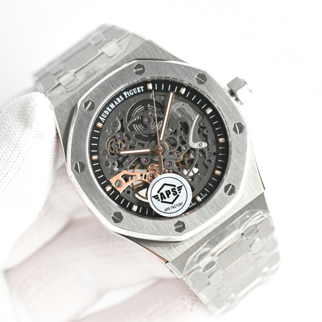 NO:387894,Produced by APS White Shell Gold Shell APS Factory Audemars Piguet AP A Royal Oak Offshore 15407ST.OO.1220ST.01 Men's Mechanical Watch Calibre 3132 Integrated Movement, 41mm Diameter, Dark Gray Dial Shape Round Dial Material Skeleton Dial, Paired with Rose Gold Fluorescent Stereo Time Mark and Royal Oak Pointer Mirror Material Anti-glare Processing Sapphire Crystal Glass Mirror Crown Material Stainless Steel, Screw-in Crown Back Transparent Back, Anti-glare Sapphire Glass Mirror Gift Best Luxury Recommendation Please Be aware of APS Exclusive Quality, Aaudemars19860909APS 出品 白壳 金壳  APS Factory 爱彼 AP A 皇家橡树离岸型15407ST.OO.1220ST.01男士机械腕表 Calibre 3132一体机芯,41mm直径,深灰色表盘形状圆形表盘材质镂空表盘,搭配玫瑰金荧光立体时标和皇家橡树指针表镜材质防眩光处理蓝宝石水晶玻璃表镜表冠材质精钢,旋入式表冠背透背透,防眩蓝宝石玻璃镜面送礼最佳奢华推荐请认准APS独家品质,,audemars,Watch