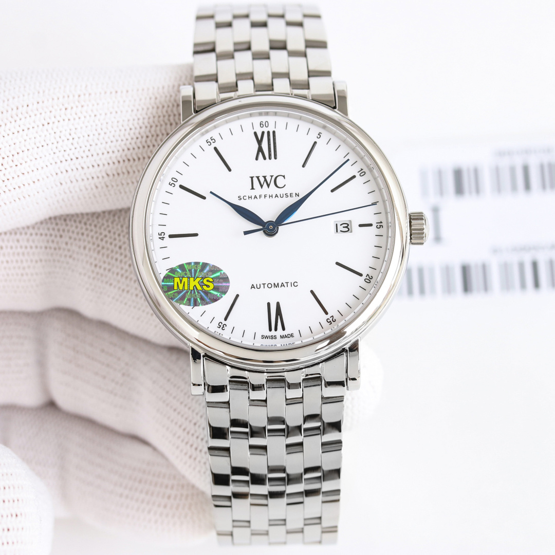 NO:820584,Rose MKS/IWC Portofino series PN1 steel strap men's watch!  The most popular simple, elegant and elegant formal style watch!  [Case] ​​40mm case!  Ultra-thin thickness 9.2mm, Swiss-grade precision polishing!  It makes the appearance round and full, and the details are in place!  Very beautiful!  [Dial] Sapphire mirror with anti-glare coating, the dial uses the most classic willow needles, with blue rhodium plating, rose gold, gold, and platinum needles!  Taiwan's top craft dial!  Carefully crafted and perfectly restored!  [Movement] Exclusively uses imported movements!  Super high quality!  Accurate and durable in travel time!  Almost zero repairs!  [Watch Strap] The market’s exclusive original molded steel strap is comparable to the original!  Exclusively and carefully customized, the products ensure superior quality and provide the wearer with an excellent wearing experience. When buying Portofino, look for MKS mechanical watches and manufacturer quality!  Welcome to reprint!  ,,iwc,gold19860909玫 MKS/IWC 万国 柏涛菲诺系列 PN1 钢带款男表！最受欢迎的简洁,优雅,大气的正装风范手表！【表壳】40毫米的表壳！超薄厚度9.2mm 瑞士级精工打磨抛光！使得外观圆润饱满,细节到位！非常漂亮！【表盘】蓝宝石表镜防眩光镀膜,表盘采用最经典的柳叶针,有蓝色镀铑,玖瑰金,黄金,白金针！台湾顶级工艺表盘！精心制作,完美还原！【机芯】独家采用进口机芯！品质超高！走时精准耐用！几乎零返修！【表带】市场独家原版开模钢带足以原装媲美！独家精心定制,出品保证了优越的品质,给佩戴者极佳的佩戴体验.买柏涛菲诺,认准mks 机械腕表、大厂品质！欢迎转载！,,iwc,gold,Watch