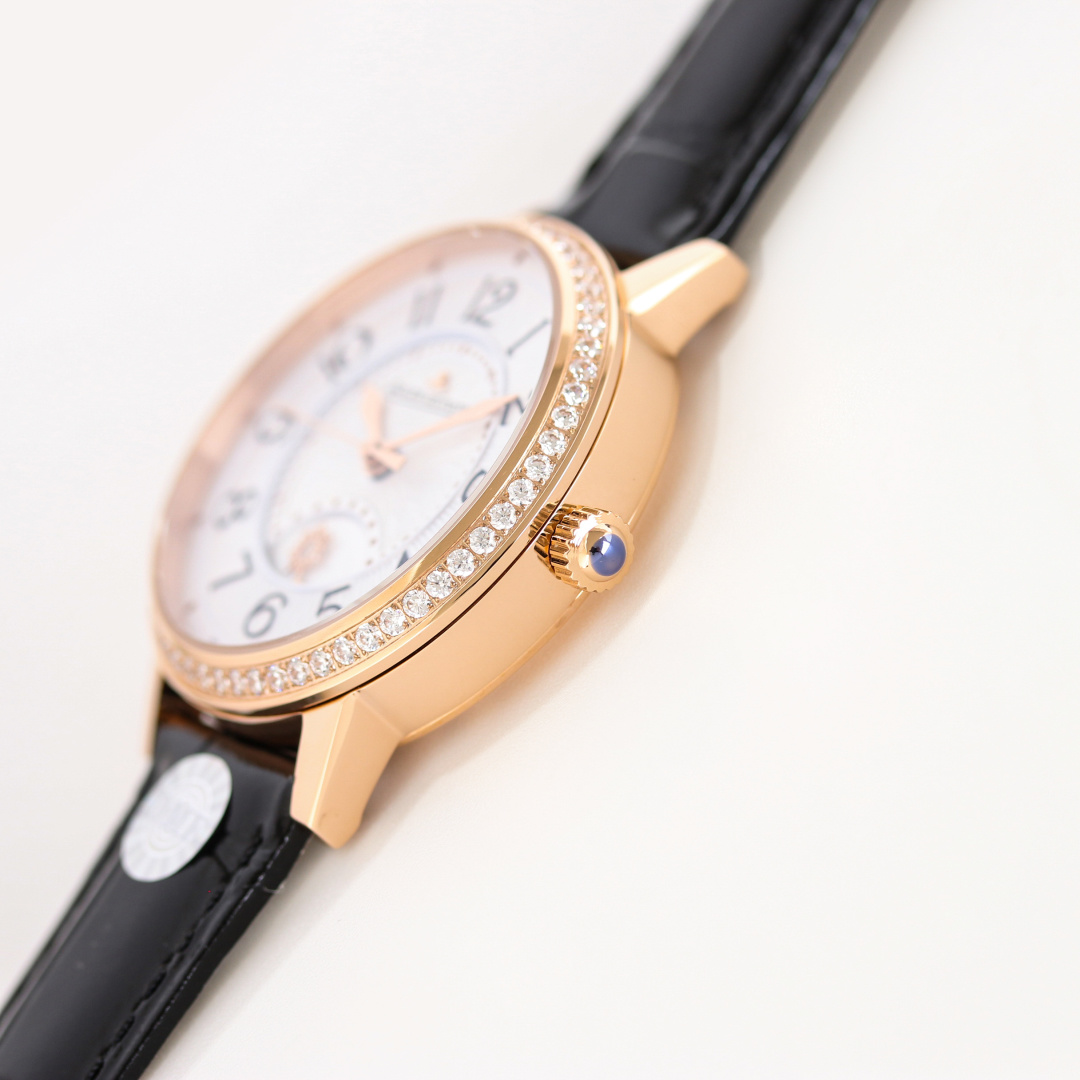 “OMF-Quality Jacky JL Date Series: Graceful 34mm Day/Night Wristwatch with Blue Steel Needles and CNC Engraving” - 图片 7
