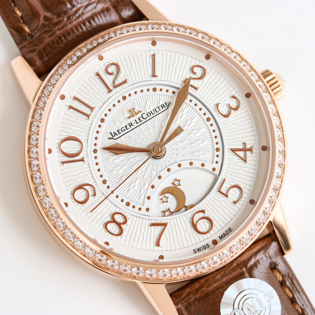 “OMF-Quality Jacky JL Date Series: Graceful 34mm Day/Night Wristwatch with Blue Steel Needles and CNC Engraving” - 图片 3