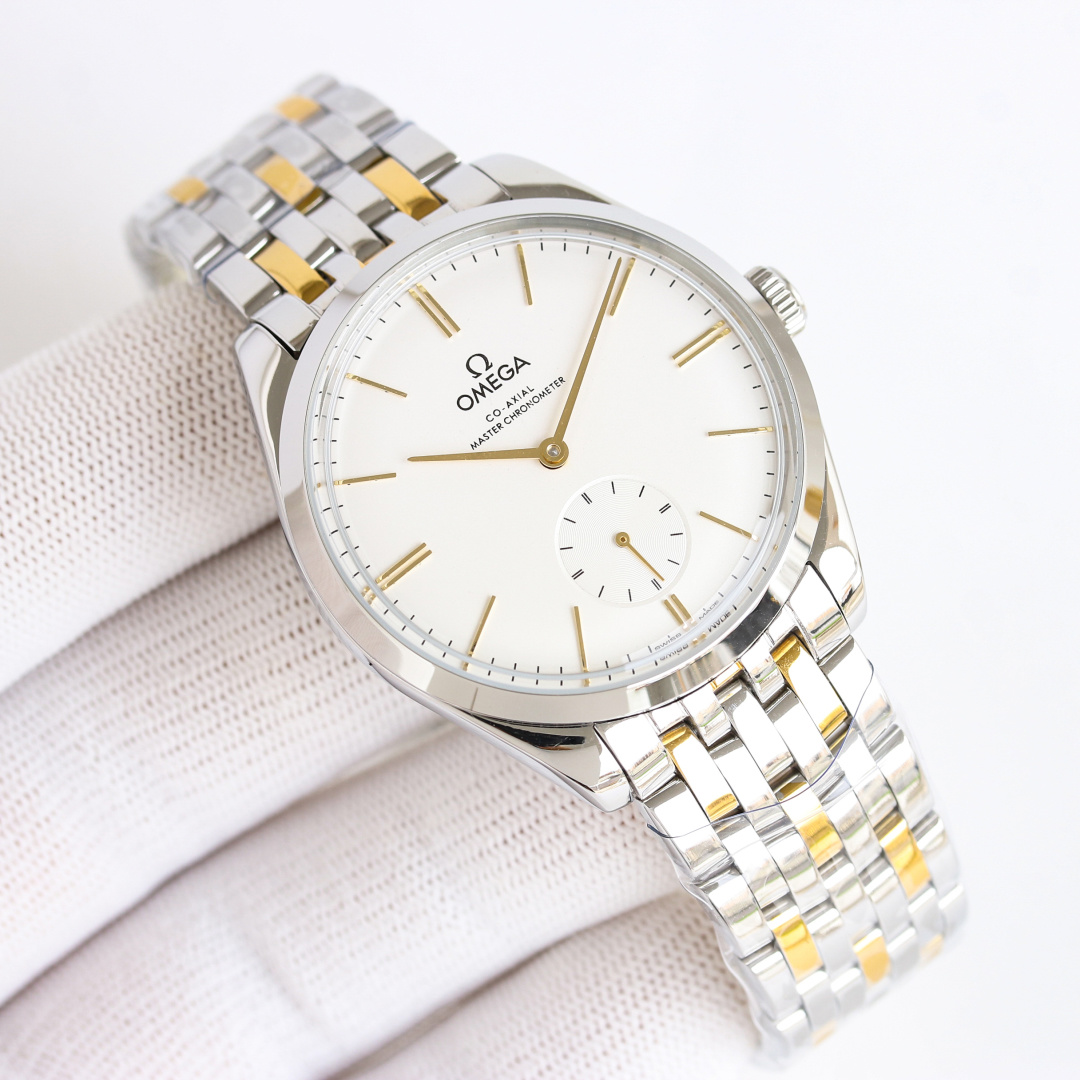 NO:394478,Production of TW, White Shell Rose Shell, TW Factory launched OMEGA PN1 Observatory Series, Two-and-Attachment Series, Special Series, Three-Pin Manual Machinery, Watch Master Chronometer Diameter, 40mm, Purchase the original mold opening overall case, made of bronze gold, synchronized with original polishing technology. The sapphire mirror is more classy. The center of the watch dial is decorated with Paris stud texture, showing French elegance. The Omega brand logo adopts a dark gray retro style, and the minute circle and the 6-point small second dial track ring are processed by a more delicate ring drawing process, exquisite and luxurious. In particular, the buckle logo is carved out one by one by one by the fine engraving machine, full of three-dimensionality, and truly perfect. The only original mold opening steel belt in the market. The logo is also exquisitely carved.  The internal is equipped with the official Omega 8926 Master Chronometer movement, the double barrel provides up to 72 hours of power, the free-knot design is combined with a coaxial escapement system, and a silicon hairspring, which is accurate, reliable and anti-magnetic. The movement is polished with exquisite Arabic Geneva pattern. The operation of the movement is clearly visible. Watch friends are welcome to appreciate it, and exquisite recommendations for men, two-and-a-half-needle mechanical watches. The best luxury recommendation for gifts, please be sure to identify TW exclusive quality, omega19860909TW 出品 白壳玫壳  TW Factory 重磅推出 OMEGA 欧米茄 PN1 天文台系列 两针半 特别系列小三针手动机械 腕表 至臻天文台表径 40 毫米,购入原版开模整体表壳采用青铜金材质打造打造,同步原装打磨技术.采用蓝宝石镜面更显档次 腕表表盘中央饰有巴黎饰钉纹理,尽显法式优雅,欧米茄品牌标识采用深灰色的复古风格,分钟圈和6点位的小秒盘轨道圈经更加细腻的环形拉丝工艺处理,精致奢华.尤其扣面标志是精雕机一个个雕刻出来,立体感十足,真正做到了完美. 市场唯一原装开模钢带.标志同样是精雕出来的. 内部搭载2824改装机芯同步官方欧米茄8926至臻天文台机芯,双发条盒提供长达72小时动力,无卡度设计搭配同轴擒纵系统,以及硅游丝,精准可靠又防磁.机芯打磨有精美的阿拉伯风格日内瓦纹.机芯的运转美态清晰可见.欢迎广大表友品鉴,精致推荐 男士 两针半 机械腕表 送礼最佳奢华推荐请认准TW独家品质,,omega,Watch