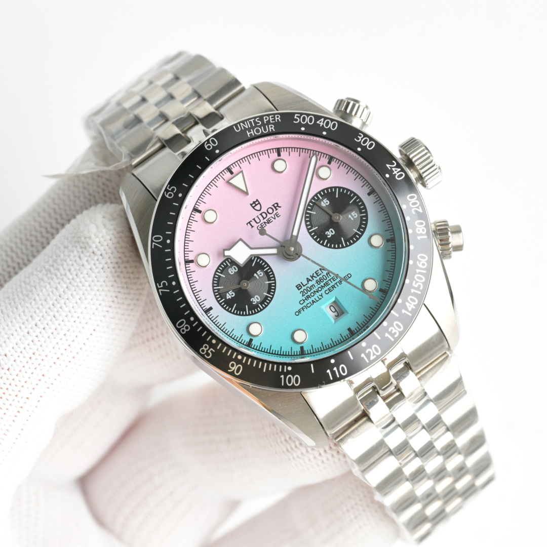 “Black Bay Crono 3220 Tudor Rudder Steel Wristwatch: Precision, Craftsmanship, and Style in 41MM Diameter”