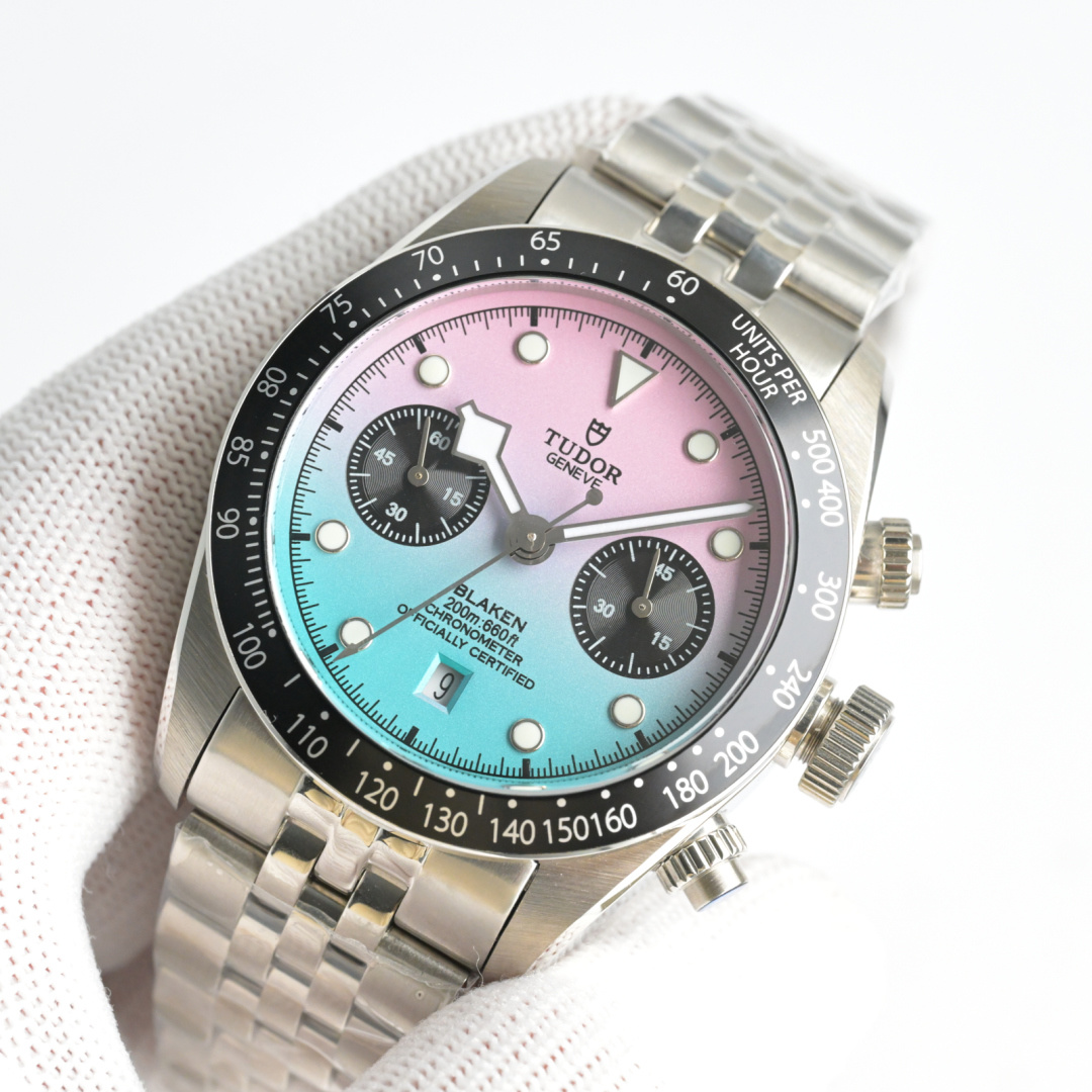 “Black Bay Crono 3220 Tudor Rudder Steel Wristwatch: Precision, Craftsmanship, and Style in 41MM Diameter” - 图片 3