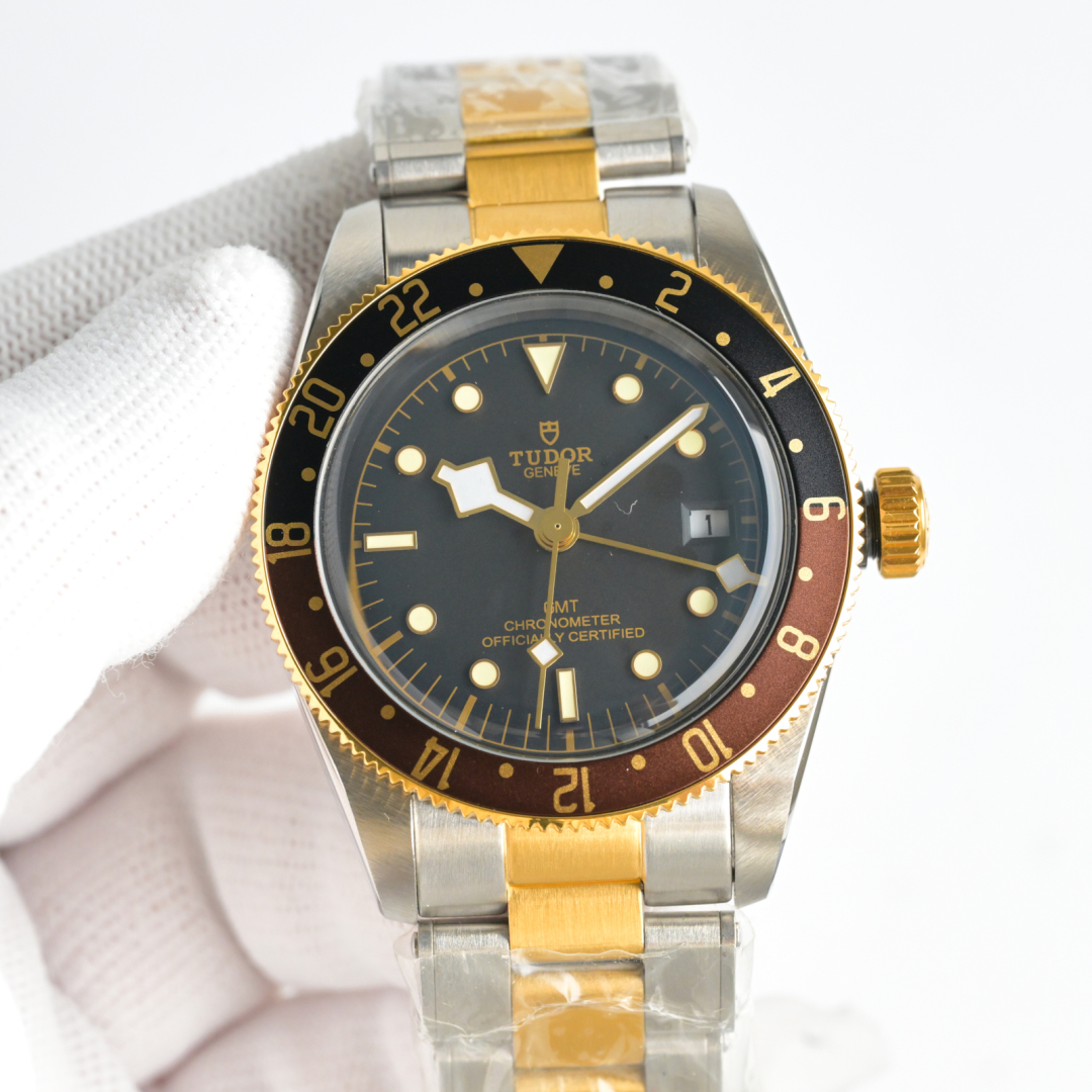 Retrograde Movement Tudor Greenwich Wristwatch Upgrade Review