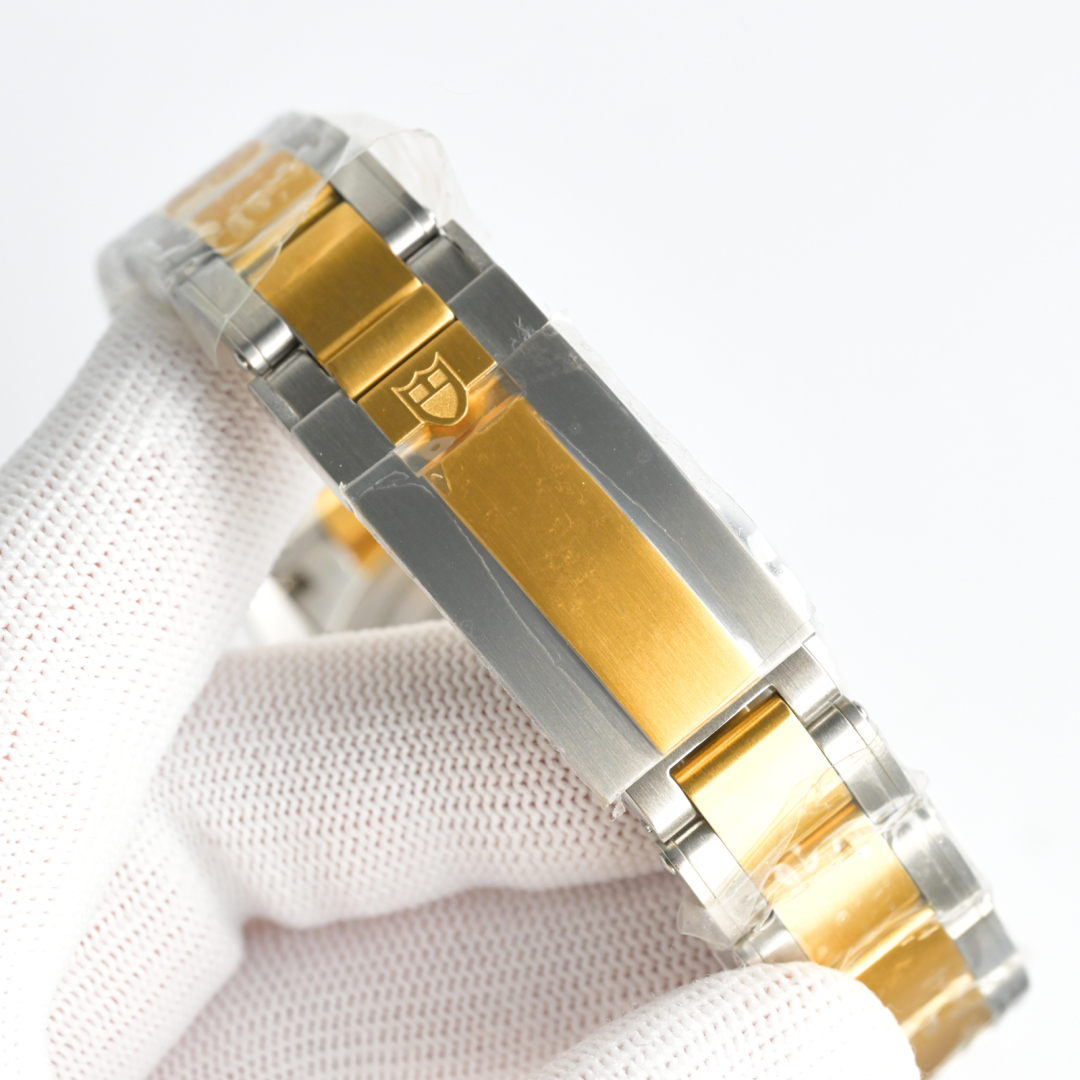 Retrograde Movement Tudor Greenwich Wristwatch Upgrade Review - 图片 8