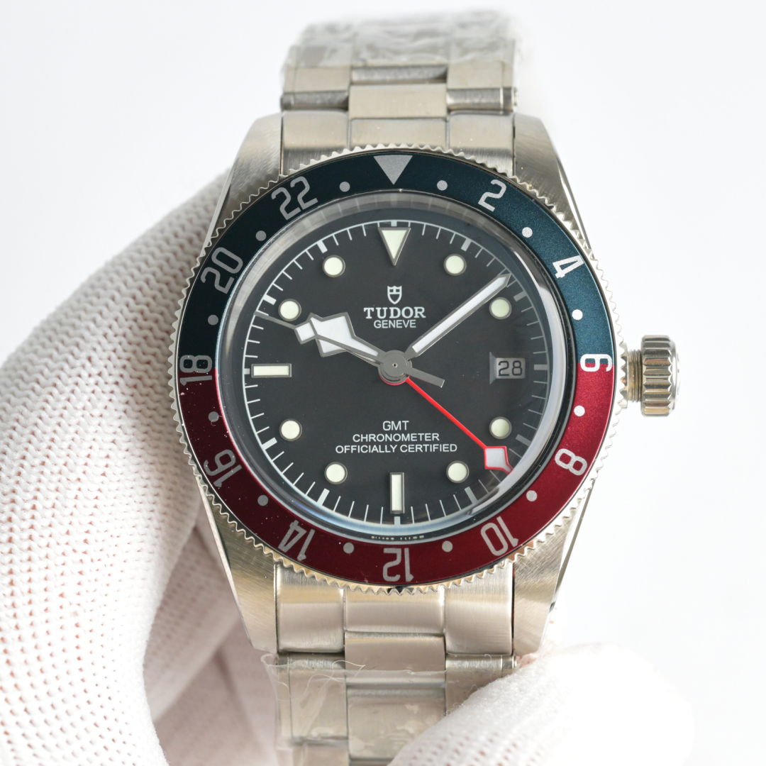 Retrograde Movement: Greenwich “Cola Circle” Classic Design Wristwatch Upgrade