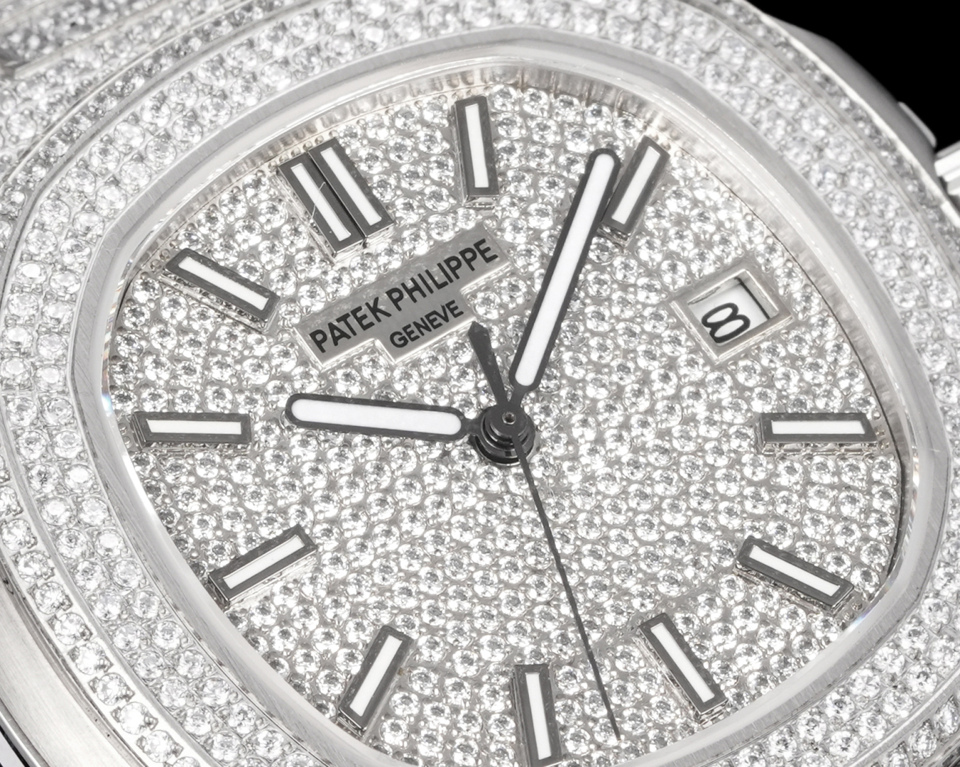“Customized Cal. 324 E7s Steel Watch: Review and Buying Guide” - 图片 4