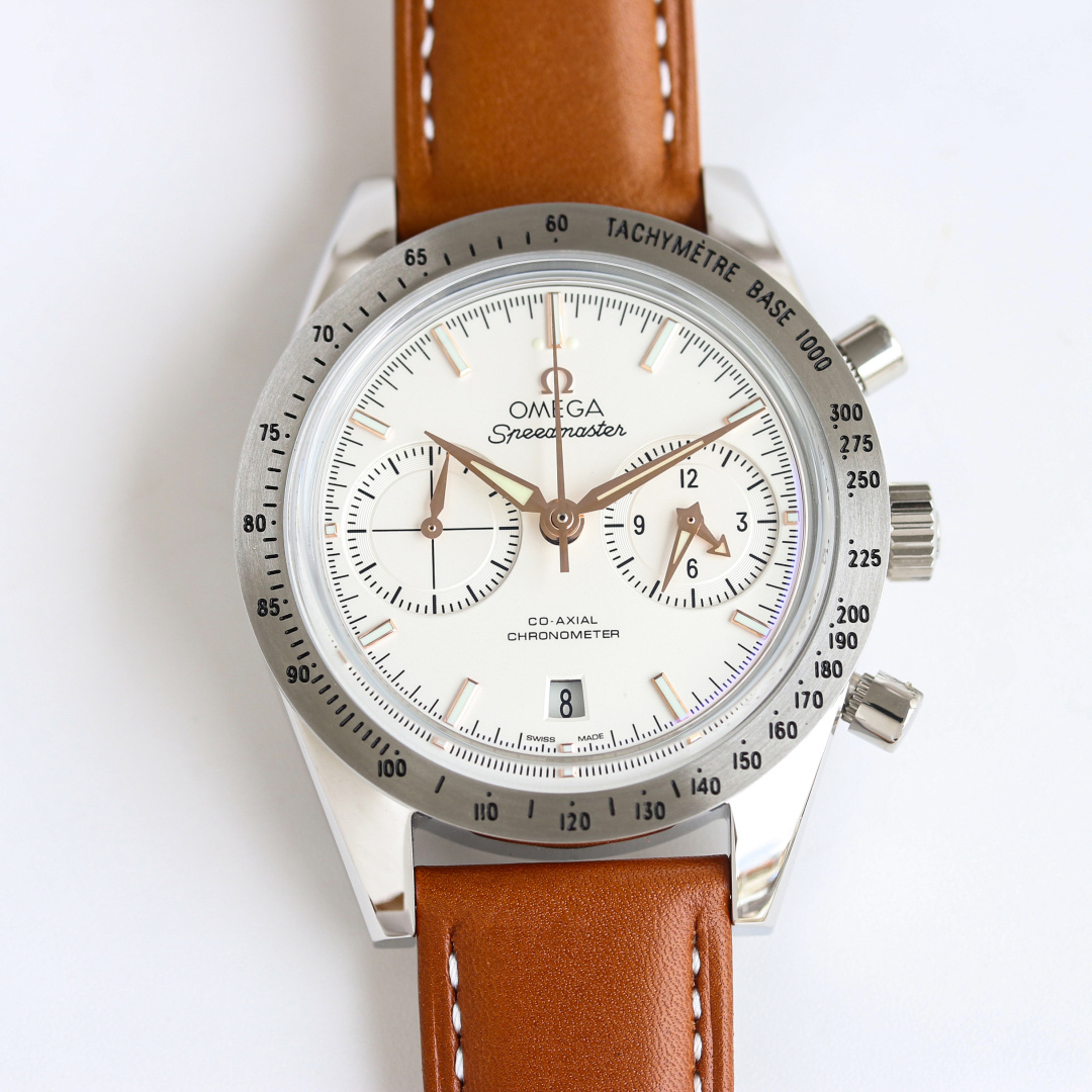 NO:384927,TVS OMEGA OB2 Speedmaster Series 331.10.42.51.01.002 Automatic mechanical chronograph TVS Factory1-1 exclusive self-developed movement functions are the same as the original, double T black balance movement. The 3-point dial is a 12-hour chronograph dial and a 60-minute chronograph dial, 9-position is a small second dial with a diameter of 41.5mm, a case strap made of stainless steel, a black dial with a time and minute hand coated with bright light materials. The glass mirror of the pot cover shows high-definition transparency. 'Produced by TVS, it must be a fine product' S1 exquisitely recommended men's multi-function mechanical watch, omega19860909TVS 欧米茄 OMEGA OB2 超霸系列 331.10.42.51.01.002 自动机械计时表 TVS Factory1-1独家自主研发机芯功能与原装一致,双T黑摆轮机芯.3点位表盘为12小时计时盘与60分钟计时盘, 9位为小秒盘 表径41.5mm,精钢材质打造的表壳表带,黑色表盘搭配涂覆莹光物料的时分指针.锅盖玻璃镜面竟现高清透明度 「TVS出品,必属精品」S1 精致推荐男士多功能机械腕表,,omega,Watch