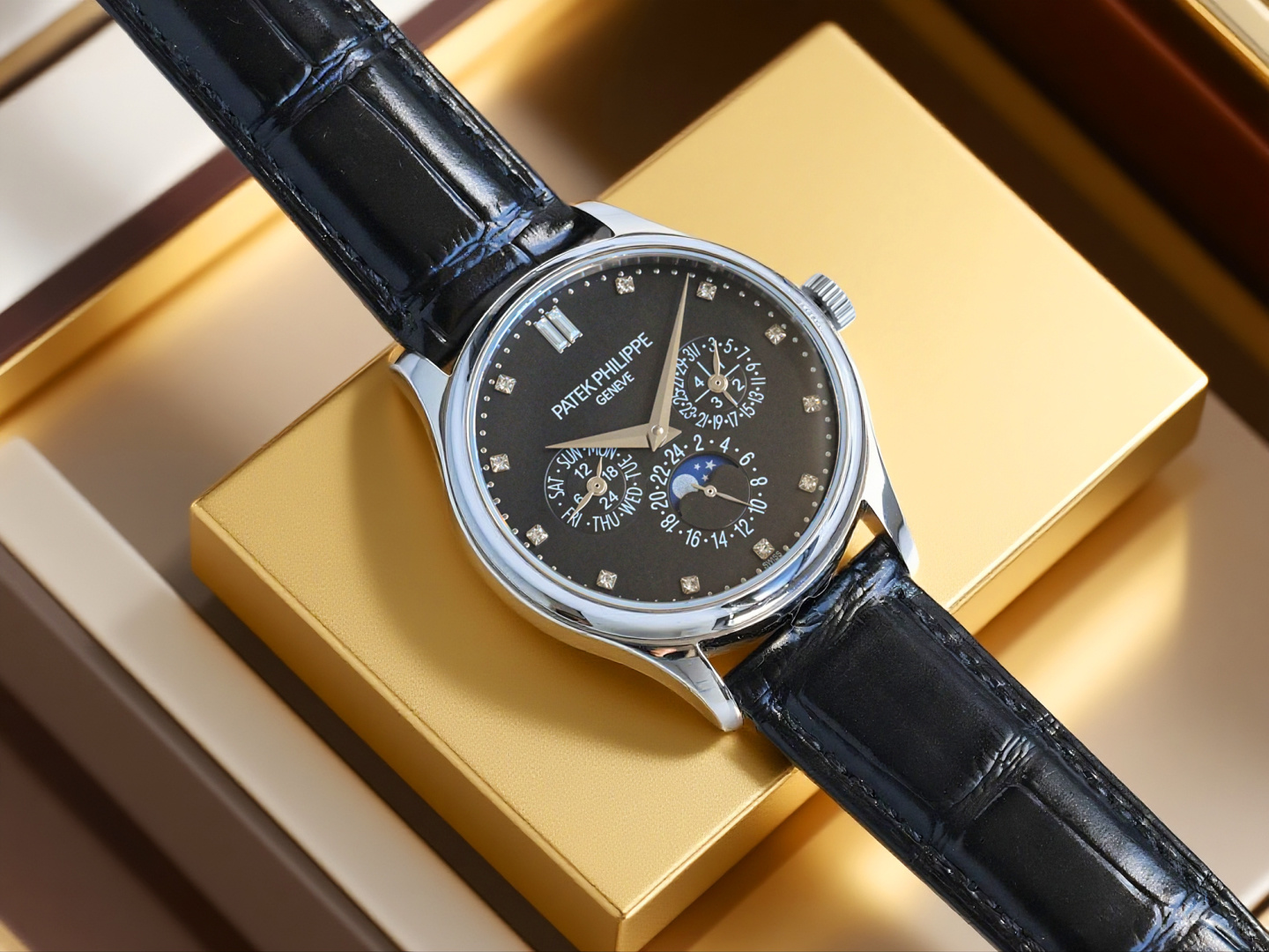 NO:385717,Production of TW, White Shell, Gold Shell, TW Factory Patek Philippe PP RK1 Super Complex Timepiece 5327, series watch, the most classic style in the perpetual calendar. The watch diameter is 39mm in formal wear, moderate size, suitable for all kinds of industry people. The dial is generous and decent, uniform in layout, and although there are many functions, it does not make people feel complicated. The sun shine pattern is paired with gold three-dimensional Breguet digital scale and willow leaf hand makes people feel even more lit. The dial is displayed at 3 o'clock, the dial is displayed at 24 hours a day of moon phase, and the 9 o'clock is displayed at the week. The overall layout of the dial is wide and not compact, very elegant. 5327 and equipped with Cal.324 Q automatic winding movement, transparent back, provide 48 hours of power reserve, waterproof depth of 30 meters, meeting daily life needs.  In addition, paired with an Italian cowhide strap and a PP iconic lantern buckle, the retro and elegant feeling is full. This 5327 is a formal watch, and you can choose from a dial in various colors. It is good to wear black, white and gray formal wear, and it is also possible to wear daily and casual. A classic work of art, a perfect collection. Patek Philippe's exclusive words cannot own a Patek Philippe, we are just keeping it for the next generation. But let me ask you who loves watches, who doesn't want to own a Patek Philippe? This may be the starting point or even the end point of the original intention of many watch lovers. If there is an opportunity to appear in front of you, then cherish it!  The best luxury recommendation for gifts, please identify TW exclusive quality, breguet, patek philippe, cowhide19860909TW 出品 白壳 金壳  TW Factory 百达翡丽 PP RK1 超级复杂功能时计5327、系列腕表,万年历中最经典的款式. 表径为正装39mm,大小适中,适合各类行业人士,表盘布局大方得体,布局均匀,功能虽多却不让人觉得繁杂,日辉纹搭配金质立体宝玑数字刻度和柳叶指针更让人觉得眼前一亮. 表盘3点位置为日历显示,6点位置为24小时真月相显示,9点位置为星期显示,盘面整体的布局,宽阔不紧凑,非常典雅 5327及搭载Cal.324 Q自动上链机芯,背透,提供48小时动力储存,防水深度30米,满足日常生活所需. 另外,搭配意大利牛皮表带,带PP标志性灯笼扣,复古儒雅的感觉拉满. 这款5327、属于正装表,各色表盘任君选择,搭配黑白灰正装都不错,日常搭配休闲也可. 一件经典的艺术品,一件完美的收藏品.百达翡丽的专属语谁都无法拥有一块百达翡丽,我们只是为下一代保管.但试问爱表之人,谁不愿意拥有一块百达翡丽呢,这或许是很多爱表之人初心的起点,甚至是终点.如果有个机会出现在你面前,那么就好好珍惜吧！送礼最佳奢华推荐请认准TW独家品质,,breguet,patek philippe,cowhide,Watch