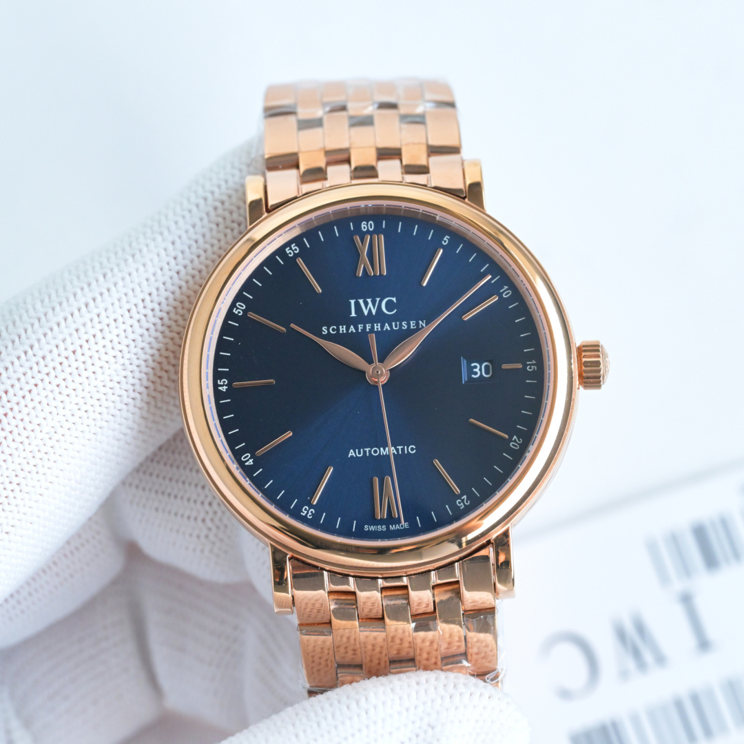 NO:337226,Rose MKS is coming IWC International / Botaofino series, steel belt men's watch!  The most popular simple, elegant and atmospheric formal wear watch!  【Case】Size 40mm/9.2mm Swiss-grade seiko polished and polished!  Make the appearance round and full and the details are in place!  Very beautiful!  [Dial] Sapphire watch mirror anti-glare coating, the dial uses the most classic willow leaf needle, with blue rhodium plated, nine pink gold, gold, and platinum needles!  Taiwan’s top craft dial!  Carefully crafted and perfectly restored!  【Movement】Exclusively uses imported movement!  Super high quality!  Accurate and durable when walking!  Almost zero rehabilitation!  [Watch strap] The market exclusive original molded steel strap is comparable to the original one!  Exclusive and meticulously customized, the production guarantees superior quality and gives the wearer an excellent wearing experience. Buy Botaofino and identify the quality of the big manufacturer!  Welcome to reprint mechanical watches, iwc, gold19860909玫 MKS重磅来袭 IWC 万国 / 柏涛菲诺系列,钢带款男表！最受欢迎的简洁,优雅,大气的正装风范手表！【表壳】尺寸 40mm/9.2mm 瑞士级精工打磨抛光！使得外观圆润饱满,细节到位！非常漂亮！【表盘】蓝宝石表镜防眩光镀膜,表盘采用最经典的柳叶针,有蓝色镀铑,玖瑰金,黄金,白金针！台湾顶级工艺表盘！精心制作,完美还原！【机芯】独家采用进口机芯！品质超高！走时精准耐用！几乎零返修！【表带】市场独家原版开模钢带足以原装媲美！独家精心定制,出品保证了优越的品质,给佩戴者极佳的佩戴体验.买柏涛菲诺,认准大厂品质！欢迎转载机械腕表,,,iwc,gold,Watch