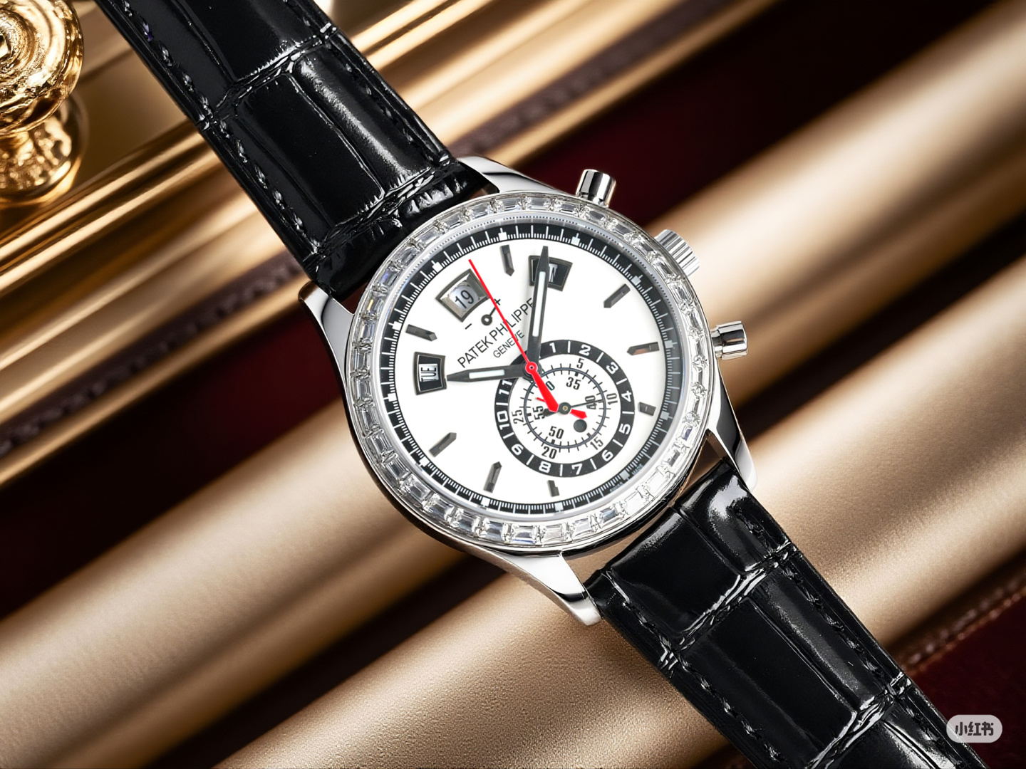 NO:553287,Produced by TW White shell Gold shell TW Factory Wall Crack Recommendation Spending a lot of money to create a classic timepiece - Patek Philippe PP R33 Complication Series 5961P-001 makes its grand debut, the first Nautilus complex watch launched so far, using ultra-complex craftsmanship to create a casual sports watch. 1. Small body but high energy to fulfill the following functions: 12 o'clock calendar function 10 o'clock day of the week function 2 o'clock day of the week function  24 hours at 6 o'clock. All functions can be used normally. 2. The movement adopts a replica Cal. automatic winding movement. On the premise of achieving a realistic appearance, the functions are perfectly interpreted. 3. An independent watchmaker who is a modification master, enthusiastically participates in customizing and modifying the dial color, adding an interesting soul to the unique watch!  A masterpiece of craftsmanship. Welcome all watch friends to taste it!  For the best luxury gift recommendation, please look for TW’s exclusive quality, patek philippe19860909TW 出品 白壳 金壳  TW Factory 墙裂推荐 重金打造经典时计 ——百达翡丽 PP R33 复杂功能系列5961P-001重磅登场,迄今推出的首款Nautilus复杂腕表,以超复杂的工艺技术打造休闲运动腕表. 1小身板大能量尽揽以下功能∶12点位日历功能 10点位星期功能 2点位星期功能 6点位24小时.所有功能都可正常使用 2机芯采用复刻版Cal.自动上链机芯,在实现外观的逼真前提下,功能一并完美诠释. 3改装大师独立制表人,倾情参与定制改装表盘颜色,给予独一无二的腕表增添有趣的灵魂！ 匠心力作 欢迎各位表友品鉴！送礼最佳奢华推荐请认准TW独家品质,,patek philippe,Watch