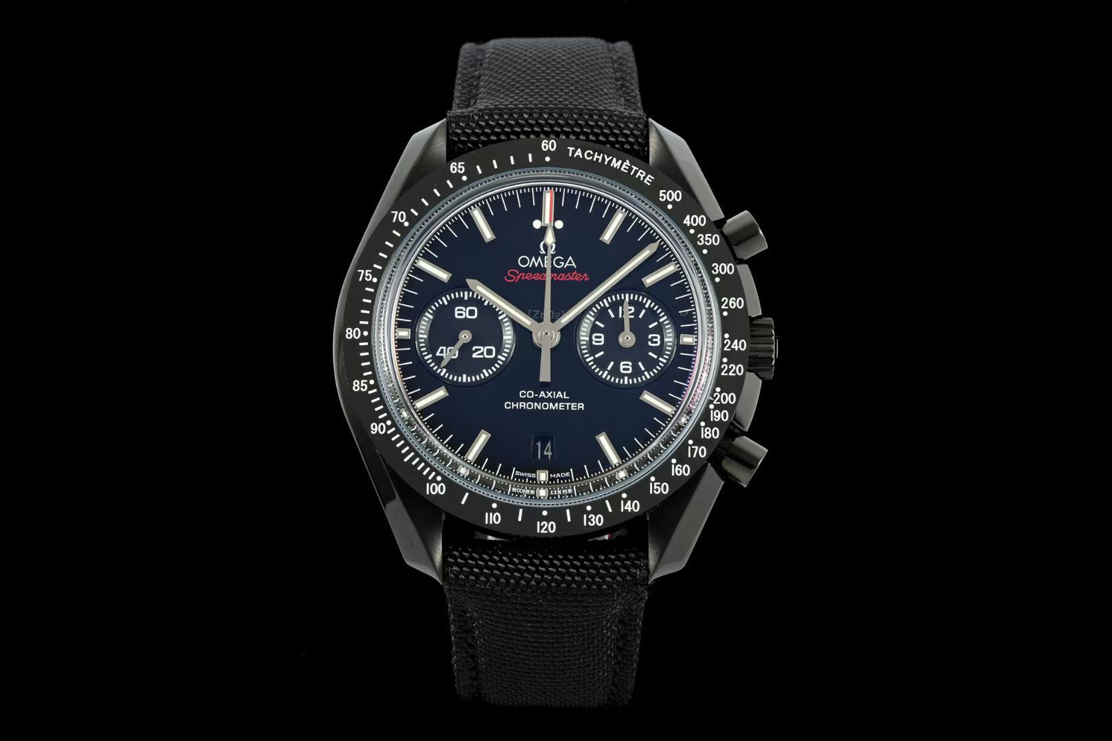 NO:553247,TVS's pioneering work, Omega OMEGA OB2 Speedmaster Dark Side of the Moon watch 311.92.44.51.01.007 44.25mm coaxial chronograph, independently developed self-made movement with 3 o'clock dials for [12 hours] and [60 minutes] cumulative counters, all functions and appearance are built according to the original [1-1], the movement has a double T black balance wheel, automatic winding  Coaxial Master Chronometer chronograph movement, the rhodium-plated surface of the movement is decorated with special Arabic-style Geneva ripples. The bezel is black ceramic bezel + super luminous. The dial is made of polished black ceramic. The inner ring of the small dial at 3 o'clock and 9 o'clock is blackened and matched with platinum hour markers. Black case   S1 exquisitely recommended men’s multi-functional mechanical watch, buy it now, omega19860909TVS先锋之作,欧米茄 OMEGA OB2 超霸系列 月之暗面腕表311.92.44.51.01.007 44.25毫米同轴计时表,自主研发自制机芯3点盘为【12小时】和【60分钟】累积计时盘,所有功能及外观均按照原版【1-1】打造, 机芯双T黑摆轮,自动上链 同轴至臻天文台计时机芯,机芯镀铑表面饰有特别的阿拉伯风格日内瓦波纹 圈口黑色陶瓷圈口+超强夜光 表盘采用抛光黑陶瓷打造,3点和9点位置的小表盘内圈经黑化处理,搭配白金色小时刻度 表壳黑色 表带黑色皮带 镜面双锅盖玻璃镜面 耐磨损 功能日期显示 计时 S1精致推荐男士多功能机械腕表 立即抢购,,omega,Watch