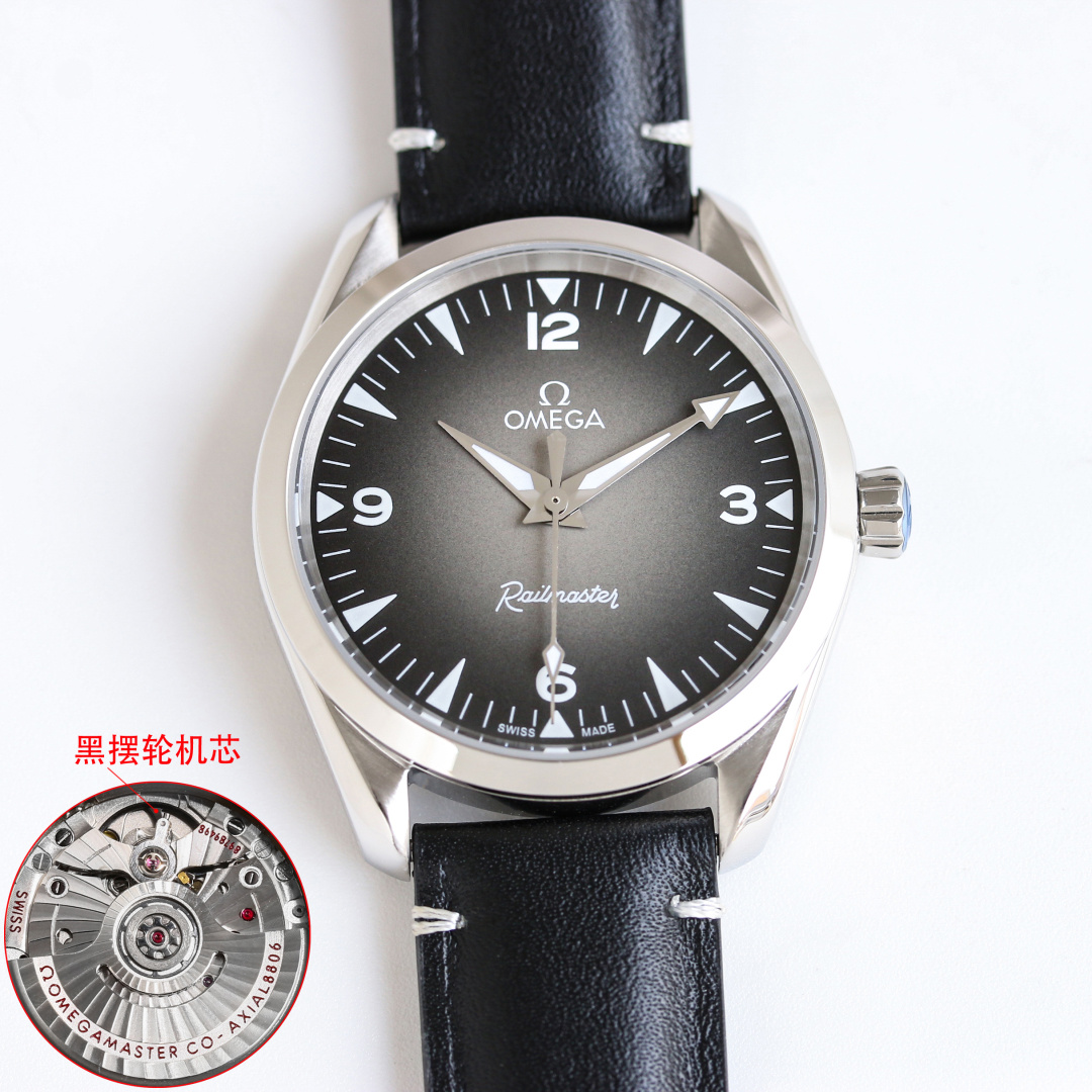 NO:602224,The TW Factory Omega PN1 three-hand Railmaster watch produced by TW uses the same 38 mm stainless steel case as the Seamaster Aqua Terra, with a thickness of 12.36 mm, and two versions of the large three-hand and small three-hand. The dial has a gradient transition in the center and a matte lacquer effect. It uses retro digital time scales at three, six and nine o'clock, with the iconic triangular arrow-shaped hands, and the scales and hands have a luminous effect.  Equipped with the Omega Co-Axial Master Chronometer 8804 (small seconds) or 8806 (central seconds) movement, which provides a power reserve of 60 hours or 55 hours respectively. The Omega 'Iron Master', with a size of 38 mm, is equipped with a 2824 modified 8806 eight-claw black balance wheel movement. For the best luxury gift recommendation, please look for TW's exclusive quality, omega19860909TW 出品  TW Factory 欧米茄 OMEGA PN1 三针 Railmaster 铁霸腕表采用了与海马系列 Aqua Terra 相同的 38 毫米精钢表壳,厚度为 12.36 毫米,分别大三针与小三针两个版本.表盘为中心渐变过渡,哑光漆面效果,在三、六、九点位采用复古数字时标,搭配标志性的三角箭形指针,且刻度与指针均具备夜光效果. 搭载欧米茄同轴至臻天文台 8804（小秒针）或 8806（中央秒针）机芯,分别提供 60 小时或 55 小时的动力储备 欧米茄“铁霸”,尺寸为38毫米,装载2824改8806八爪黑摆轮机芯. 送礼最佳奢华推荐请认准TW独家品质,,omega,Watch