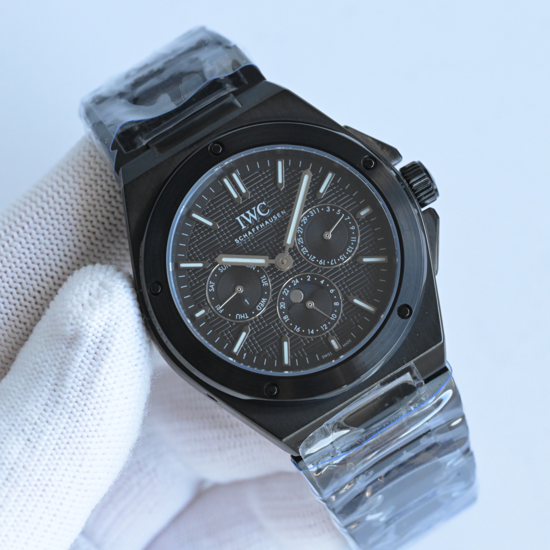 IWC Ingenieur Perpetual Calendar Digital Date-Month rose gold case and bracelet, black dial 42.3mm Men's Automatic