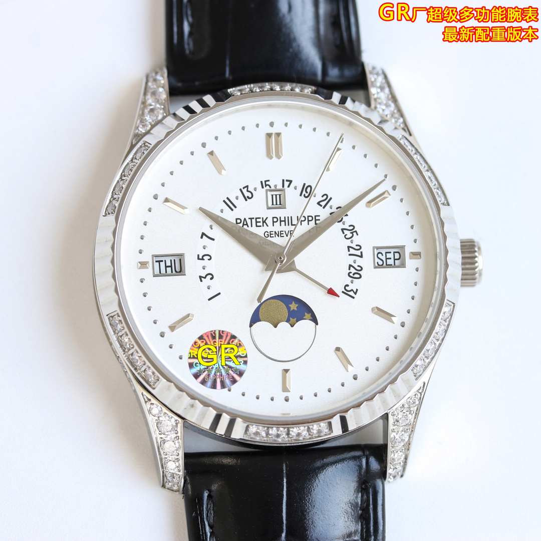NO:617363,Produced by GR, white case, gold case, diamonds, GR Factory PP Patek Philippe Classic Series MK1, the latest limited edition, popular all over the Internet, upgraded this time, the latest limited edition version, produced by Craftsman Core, the best collection of the year - Patek Philippe Classic Super Complex Multi-Function 5496R Perpetual Calendar Series Watch, elegant and elegant!  1 [Wonderful details and advantages] This watch is 40mm in size and its reasonable size and lug design make it suitable for the public to wear. Whether you have a big wrist or a small wrist, there is no pressure to wear it. When you move your hands and feet, half of it is exposed outside the cuffs.  For successful people, business wear, this watch will definitely give you face and confidence. The feeling of wearing it is comfortable to wear and the weight of a small gold watch. You can realize that owning it is the real winner in life. This watch is worth it [Applause][Strong][Strong]  [Strong][666] 1. Case polishing In order to pursue the warm and jade-like effect of genuine products, watchmakers polish it carefully and work slowly to produce fine work. 2. The connection mechanism between the stamped cover and the case has a crisp feel comparable to that of genuine products, and the stamped back cover further improves the waterproofness  3. The scales and hands are treated with the latest precious metal plating process, and the effect is even better. 4. The 'pot lid type' slightly convex sapphire watch mirror has the same shape as the original, with a transparent effect and clear time telling. 5. The precious metal stamp is three-dimensional and standard, clear and vivid!  2 [Leading the era of all-in-one computers] Adopting a customized version of Cal.324 all-in-one computer - thinner, more stable, and more like-like. The most important thing is that the degree of simulation has skyrocketed. 3 [Strap] Classic Italian calfskin strap, with clear lines and good texture. It is paired with the top Patek Philippe series special switch lug on the market, which is more upscale, universal and original without pressure. It has more design elements of formal Patek Philippe [strong][666][666][666]!  V2 version, GR factory, Factory is elegant and lasting, timeless classic, low-key and perfect, a gentleman in the watch!  Welcome for your tasting!  Each watch comes with a dedicated adjustment needle, in order to make the majority of watch lovers trust that high-end products are worth owning. For the best luxury recommendations for gifts, please look for the exclusive quality of GR, patek philippe, cowhide19860909GR 出品 白壳 金壳 钻 GR Factory PP 百达翡丽 古典系列MK1 最新限量版,火爆全网,在次升级,最新限量版版本,匠”芯“出品 年度最佳典藏之作——百达.翡丽古典超级复杂多功能5496R万年历系列腕表,儒雅而至！1【精彩细节与优点】此腕表尺寸40mm合理的尺寸和表耳设计又能让它适合大众人士配戴,无论你是大手腕还是小手腕佩戴起来都毫无压力,举手投足之间,露出一半在袖口一外,成功人士,商务配装,此腕表绝对给足你面子与信心,上手的感觉是舒适的佩戴感受和一枚小金表的分量感,你都能体会到,拥有它才是真正的人生赢家,这表值了[鼓掌][强][强][强][666]1.表壳打磨为了追求正品温润如玉的效果,制表师精磨细造,慢工出细活.2.冲压盖与壳体的衔接机制,有媲美带正品一样的清脆手感,冲压后盖更高的提高防水性能.3.刻度和指针,采用最新的贵金属电镀工艺处理,效果更上一层楼.4.“锅盖型”微凸蓝宝表镜,版型与正品一致,效果通透,辨时清晰.5.贵金属钢印立体规范,清晰生动！2【引领一体机时代】采用定制版Cal.324一体机——更薄,更稳,更像.最重要的是仿真度直线上升了.3【表带】经典意大利小牛皮表带,纹路清晰,质感好.搭配圈市面最顶级的百达翡利系列专用开关生耳,更加上档次,通用原装无压力.让它更加具有正装百达翡利的设计元素[强][666][666][666]！V2版本,GR厂,Factory儒雅持成,永恒经典,低调完美,表中绅士！欢迎您的品鉴！每一个表配送一根专用调表针,为的就是让广大表友信赖,高端产品,值得拥有 送礼最佳奢华推荐请认准GR独家品质,,patek philippe,cowhide,Watch
