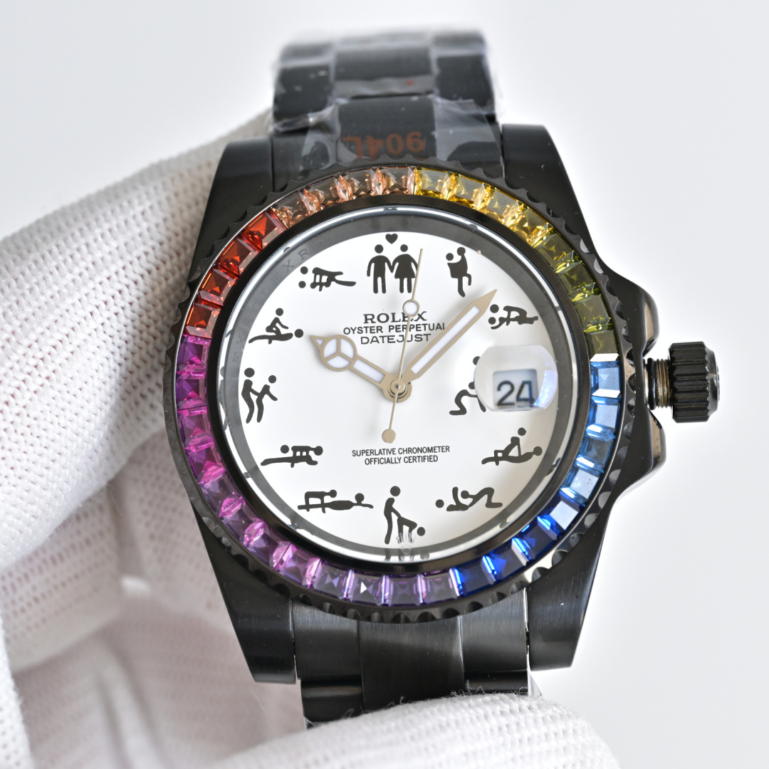 NO:586485,Produced in Taiwan, Made in Japan, Taiwan Factory New Product, Rolex ROLEX X43 Drill Face  A top-notch toy, if you don’t like the Submariner that hits the streets, he will definitely be your best friend. The most classic Rolex Submariner series Submariner is used as the prototype. After two modifications, it is then inlaid with top-grade natural bright stones. It is shiny and extremely difficult. Currently, the same material is used.  The highest quality craftsmanship. The movement adopts a fully automatic mechanical movement, with super luminous characters. The tape is specially customized to make elbow pieces, which completely fit the watch case. There is a 2cm flexible adjustment buckle inside the button, which can easily adjust the size. Professional achievements in the future, once and for all. Size 40mm!  For the best luxury gift recommendation, please look for Taiwan’s exclusive quality, rolex19860909台湾 出品 国产日本  台湾 Factory 新品 劳力士 ROLEX X43 钻面 顶级玩物毒货,不喜欢撞款街表水鬼的你,他绝对是你的知音.用劳力士最经典的潜航系列水鬼作为原型,经过圈口的二次改装,然后镶嵌顶级天然皓石,大闪亮,难度极高,目前同种材质最闪工艺.机芯采用全自动机械机芯,超强夜光字面,胶带专门定制模具做弯头粒,完全贴合表壳.扣子内2cm灵活调节扣,轻松调节大小.专业成就未来,一劳永逸.尺寸40mm! 送礼最佳奢华推荐请认准台湾独家品质,,rolex,Watch