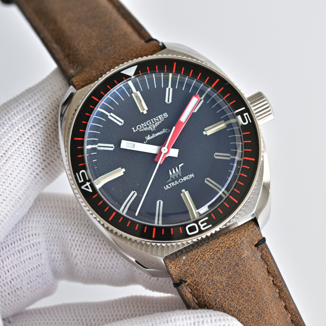 NO:617377,Belt Steel Belt produced by TW Factory Longines LONGINES New [Longines High Frequency Precision Observatory Series] CT3 1. 43mm pillow-shaped 316 stainless steel case, eye-catching red minute and hour hands are coated with luminous coating, giving the watch a distinctive pioneering sports style, meters diving depth. 2. Equipped with original imported 9015 movement, one-way rotating imported glass ring, sapphire scratch-proof 'lid' mirror  3. Imported Italian calf leather with original embossed pattern pin buckle, full of three-dimensional effect. It is regarded as the world's first commercially produced high-frequency diving watch. 4. All structures are reproduced according to the original 11, which is perfect. For the best luxury gift recommendation, please look for TW's exclusive quality, longines, cowhide19860909TW 出品 皮带 钢带 TW Factory 浪琴 LONGINES 全新【浪琴表高频精密天文台系列】CT3 1. 43毫米枕形316精钢表壳,醒目的红色分针与时针均涂以夜光涂层,贼予表款鲜明的先锋运动风格,米潜水深度. 2. 搭载原装进口9015机芯,单向旋转进口玻璃圈口、蓝宝石防刮“锅盖”镜面 3. 进口意大利小牛皮搭配原装浮雕图案针扣,立体感十足.被视为全球第一款商业化量产的高频潜水表.  4. 所有结构按照原版11复刻,堪称完美.送礼最佳奢华推荐请认准TW独家品质,,longines,cowhide,Watch