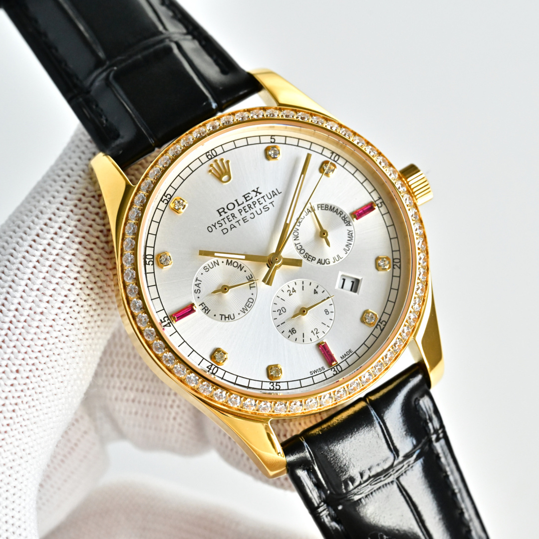 NO:662870,Produced by vipS, white diamonds 1450 gold diamonds 1500 vipS Factory Rolex ROLEX R76 private luxury customized top configuration diamond, (choose aperture or diamond ring) New Rolex Rolex creates a tough product in the market!  Rolex has never changed the world, but left it to the people who wear it! With its loud and sonorous voice, it shocks people's hearts. It confirms that the pursuit of perfection is eternal!  Equipped with the original imported 9100 machine (durable and zero faults) (the movement has functions of 24 hours, month and week display) super luminous effect!  Waterproof to 50 meters!  Imported 316L stainless steel! The belt is imported calfskin from Italy! Original pin buckle! Original sapphire glass is super scratch-resistant! Diameter 41mmx10mm (Buy the Rolex 9100 steel belt from now on and get free imported cowhide from the United States worth $1! The quality, workmanship and softness are not inferior to crocodile leather, buy and sell!) Reprinted pictures must be sold  , Luxurious and exquisite recommendation for men’s multifunctional mechanical watch as a gift. The best luxury recommendation. Please look for VIPS exclusive quality, rolex, cowhide, crocodile skin19860909vipS 出品 白钻 1450 金钻 1500 vipS Factory 劳力士 ROLEX R76 私人奢侈定制顶级配置钻 ,(选光圈或钻圈)新品劳力士Rolex 打造市场狠货！劳力士 Rolex 从来没有改变世界,而是把它留给戴它的人!以嘹亮的铿锵嗓音,震撼人心.以印证完美的追求,永恒不息！搭载原装进口 9100机（耐用零故障）(机芯具备功能24小时,月份,星期显示)超强夜光效果！防水50米！进口316L精钢!皮带来自意大利进口小牛皮!原装针扣!原装蓝宝石玻璃超强防刮!直径41mmx10mm (即日起购买劳力士9100钢带款送价值元美洲进口牛皮！质量做工柔软度不逊于鳄鱼皮,买送！) 转图必卖款 ,奢华精致推荐男士多功能机械腕表送礼最佳奢华推荐请认准vipS独家品质,,rolex,cowhide,crocodile skin,Watch