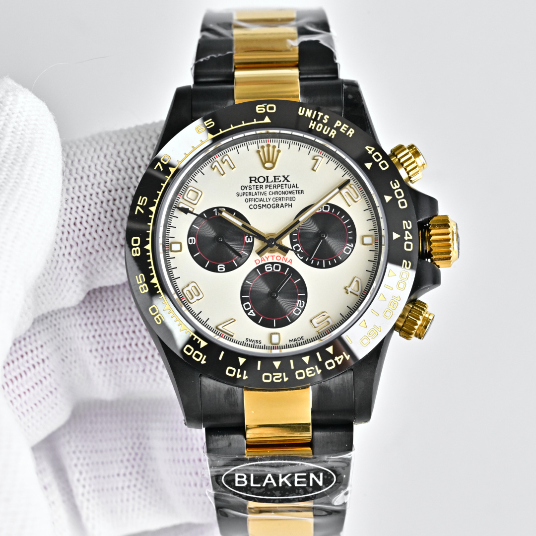 NO:641148,Nude watch produced by BKL｜Complete set of BKL Factory Rolex Daytona series B33 fifth generation Daytona real shot critical hit!  40mm matte black and electric gold are so aesthetically pleasing!  12.2mm ultra-thin body (leaving behind the 13.5mm ordinary models on the market), all solid stainless steel CNC carving + manual polishing, the texture is full ~ Improved ultra-thin Dandong movement, timing synchronization counter, Oyster safety buckle to prevent detachment for extra peace of mind. Tape style/belt style/stainless steel strap three straps to choose from, which can be freely replaced later. The complete set is equipped with BLAKEN modified storage box + tools + real first-grain cowhide strap (included accessories will not be returned if lost)  High-end replica sincere work, watch friends rush ~ Luxurious and exquisite recommended men's multi-functional mechanical watch. The best luxury recommendation for gifts, please look for BKL's exclusive quality, rolex, cowhide19860909BKL 出品 裸表 ｜全套  BKL Factory 劳力士 ROLEX 迪通拿系列 B33 第五代迪通拿实拍暴击！40mm哑黑间电金太戳审美！ 12.2mm超薄机身（甩开市面13.5mm普通款）,全实心精钢CNC精雕+人工打磨,质感直接拉满～ 改良超薄丹东机芯,计时同步专柜,蚝式保险扣防脱超安心 胶带款/皮带款/精钢带三表带任选,后期可自由更换 全套选配BLAKEN改装收纳箱+工具+真头粒牛皮表带（附带配件丢失不退） 高端复刻诚意之作,表友速冲～奢华精致推荐男士多功能机械腕表 送礼最佳奢华推荐请认准BKL独家品质,,rolex,cowhide,Watch