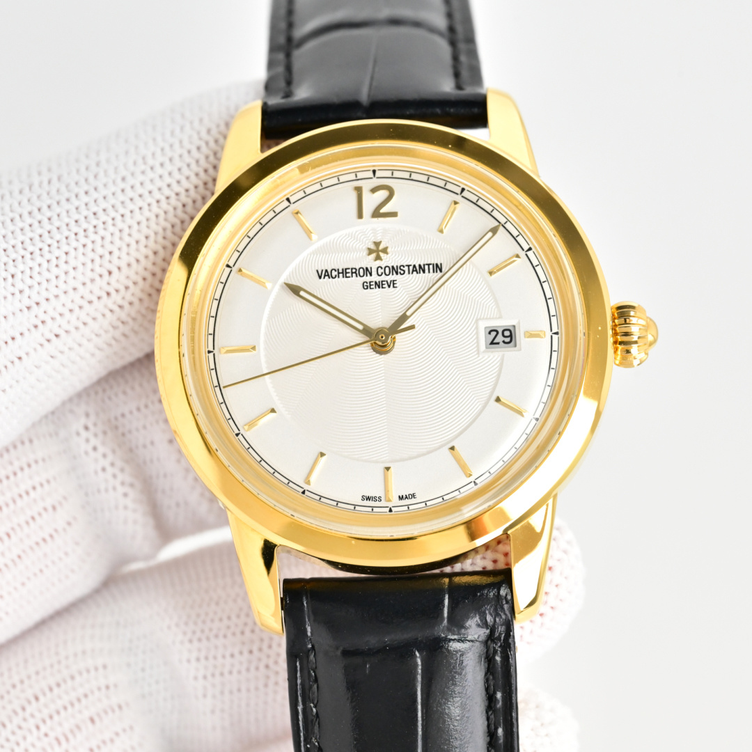 NO:641465,The white gold TW Factory Vacheron Constantin VC GV3 pot lid glass watch produced by TW is now on the market. It is simple and elegant, and perfectly combined, allowing you to feel the elegant and gentlemanly atmosphere!  1. This watch is equipped with an original ultra-thin movement, with a vibration frequency of 28,800 times per hour, stable performance, and zero repairs. 2. The case diameter is 40mm, the original size, the ultra-thin craftsmanship is 8mm, and the sapphire anti-scratch glass mirror!  3. Paired with an Italian leather strap, it is simple and elegant, with high-end quality. It is suitable for various business occasions and is the first choice for gift giving!  Luxurious and exquisite recommended men’s mechanical watches. The best luxury recommendations for gifts. Please look for TW’s exclusive quality, vacheron19860909TW 出品 白 金 TW Factory 江诗丹顿 VC GV3 锅盖玻璃 腕表火爆上市简雅大方,完美结合,让你感受优雅绅土气息！ 1该表搭载原装超薄机芯,每小时振频28800次,性能稳定,零返修 2表壳直径40mm原装尺寸,超薄工艺8mm,蓝宝石防刮花玻璃镜面！ 3搭配意大利真皮表带,简洁大气,高端品质,适合各种商务场合,送礼首选！奢华精致推荐男士机械腕表 送礼最佳奢华推荐请认准TW独家品质,,vacheron,Watch