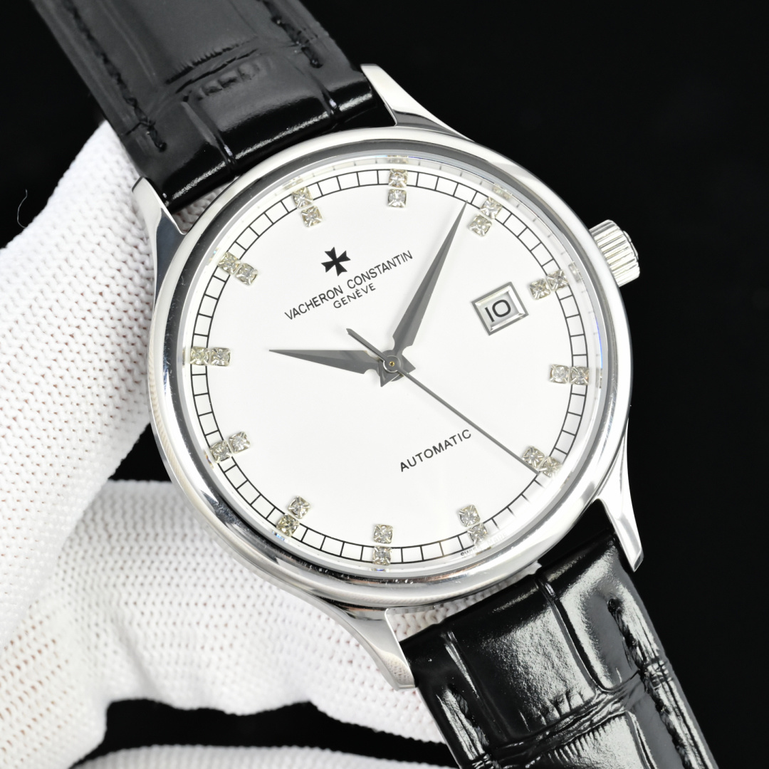 NO:670384,The white case and gold case TW Factory Vacheron Constantin VC Heritage Series J25 watch produced by TW is now on the market!  Simple and elegant, the perfect combination makes you feel the elegant and gentlemanly atmosphere!  [Gift] This watch is equipped with an original imported ultra-thin movement, with a vibration frequency of 28,800 times per hour, stable performance, and zero repairs!  The case is made of 316 stainless steel and has a sapphire glass mirror!  Paired with Italian leather strap!  40 mm in diameter, super waterproof, simple and elegant, high-end quality, suitable for various business occasions, the first choice for gift giving!  Luxurious and exquisite recommended men’s mechanical watches. The best luxury recommendations for gifts. Please look for TW’s exclusive quality, vacheron19860909TW 出品 白壳 金壳  TW Factory 江诗丹顿 VC 传承系列 J25 腕表火爆上市！ 简雅大方,完美结合, 让你感受优雅绅土气息！[礼物]该表搭载原装进口超薄机芯,每小时振频28800次,性能稳定,零返修！ 表壳 釆用316 精钢,蓝宝石玻璃镜面！ 搭配意大利真皮表带！直径40 mm,超强防水,简洁大气,高端品质,适合各种商务场合,送礼首选！奢华精致推荐男士机械腕表 送礼最佳奢华推荐请认准TW独家品质,,vacheron,Watch