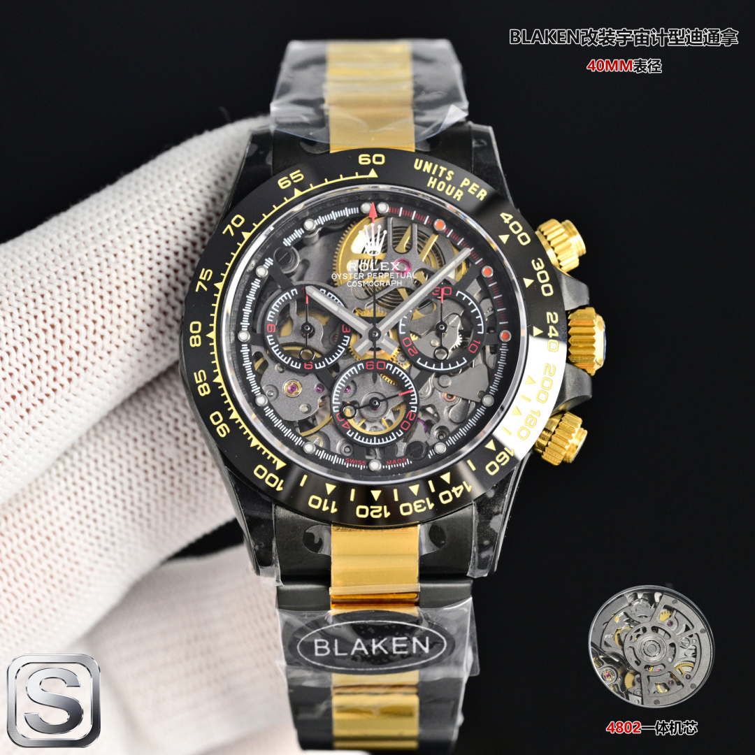✨**BLAKEN UPGRADE ALERT!**✨劳力士 ROLEX 迪通拿系列 🎮B33
第六代迪通拿碳黑复刻版 镂空设计!6th Gen Daytona Carbon Black Replica,40mm上手绝了!
🔥核心亮点一眼种草:BKL
▪️12.2mm超薄机身 12.2mm Ultra-thin Case(甩开市面13.5mm普通款),全实心精钢 Solid Stainless Steel 打造,接缝几乎0缝隙,质感拉满!
▪️哑黑套件 Matte Black Kit 升级+多色圈口 Multi-color Bezels 可选,后期想换风格随便搭,个性党狂喜~🎮
▪️表带双选项:硅胶款 Silicone Strap 轻便舒适/精钢款 Steel Strap 硬朗有范儿,CNC全程精雕 CNC Precision Engraving + 人工打磨,细节控直接爱住!
⌚机芯硬核:
4802一体机芯 4802 Integrated Movement,搭载72-hour Long Power Reserve长储能,计时功能 Chronograph Function 和专柜同步,走时稳得一批~
💡贴心设计:
蚝式保险扣 Oyster Safety Clasp 防意外打开,实心链结 Solid Links 戴久了也舒服,操作还特简单!
低调又有面儿,这波升级真的可!🎮S1精致推荐男士多功能机械腕表
立即抢购👉