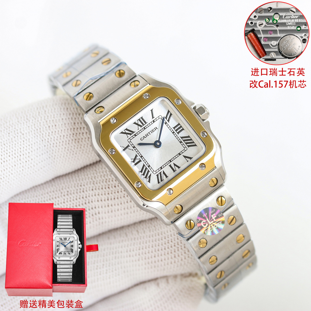 NO:715096,Produced by CLF White light 1200 gold 1250 Full gold 1300 diamonds 100 CLF Factory Cartier CARTIER Mini size Women's Santos Dial silver-plated frosted dial Roman numerals time scales Sword-shaped blue steel hands Sapphire crystal mirror Movement: Imported Swiss quartz modified Cal.157 movement Case 27mm34.5mm7.4mm  Strap QuickSwitch quick-release bracelet Love neutral and cool style, pursue 'salt or sweet' versatile feeling Pioneer, powerful, urban and modern, very handsome and recognizable Commuting + leisure switching Strong and soft, neat lines, unisex style for both men and women, legend designed for pilots, full of industrial style, orbital scale, retro and architectural aesthetics, luxury and exquisite recommended women's quartz watch For the best luxury recommendation as a gift, please look for CLF's exclusive quality, stuart  weitzman,cartier,cartier19860909CLF 出品 白光 1200 间金 1250 全金 1300 钻100 CLF Factory 卡地亚 CARTIER 迷你尺寸 女款山度士 表盘镀银磨砂表盘 罗马数字时标 剑形蓝钢指针 蓝宝石水晶镜面 机芯:进口瑞士石英改Cal.157机芯 表壳27mm34.5mm7.4mm 表带QuickSwitch快拆式表链  爱中性飒爽风,追求“可盐可甜”百搭感 先锋、力量、都市摩登,帅得很有辨识度 通勤+休闲切换 刚柔并济,线条利落,男女通杀的中性风,为飞行员设计的传奇,工业风拉满,轨道式刻度,复古又带建筑美学 ,奢华精致推荐女士石英腕表 送礼最佳奢华推荐请认准CLF独家品质,,stuart weitzman,cartier,cartier,Watch