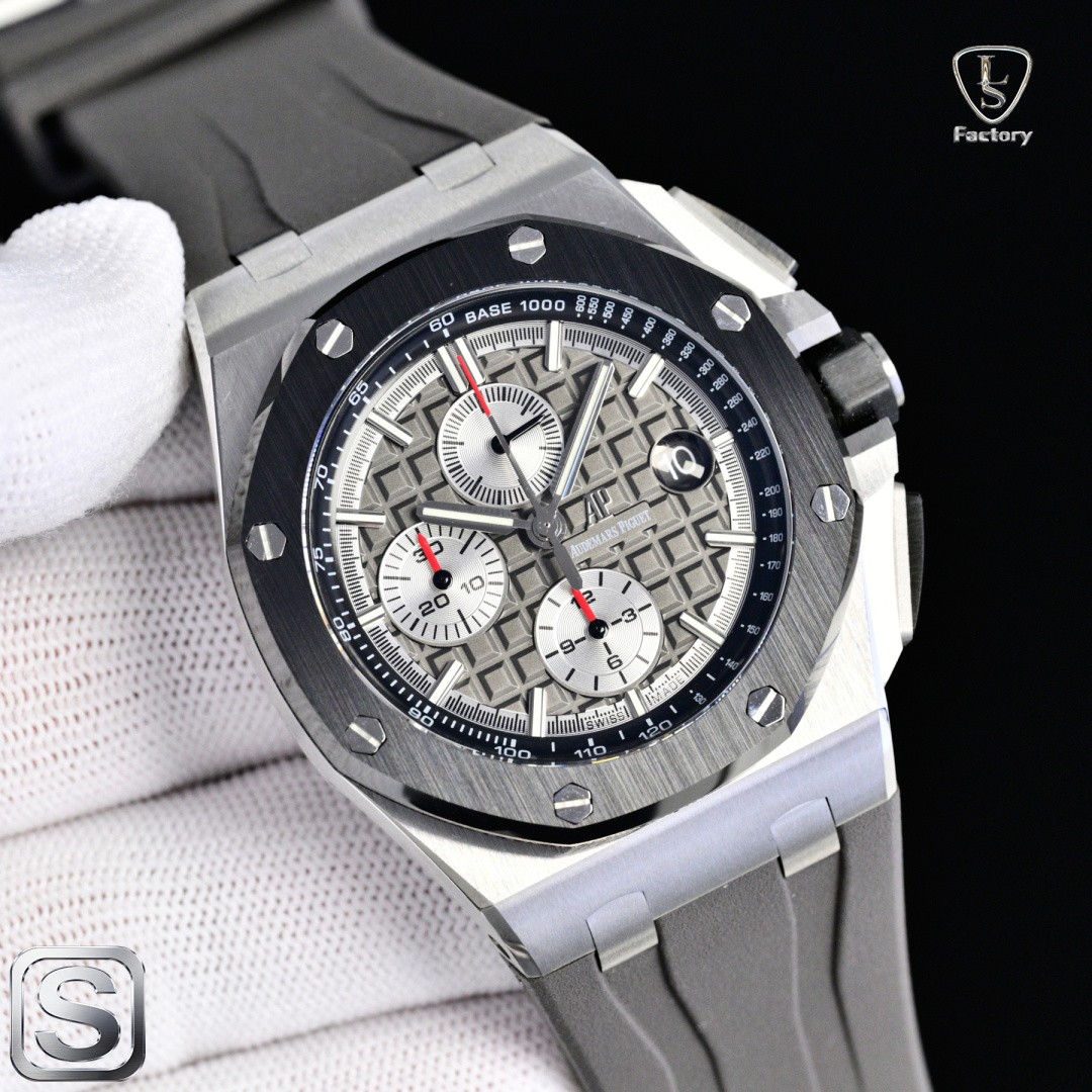 NO:742005,Produced by LS LS .Factory AP Audemars Piguet A42 Audemars Piguet Royal Oak Offshore 26401RO.OO.A002CA.02 New upgraded version, to eliminate fakes at first glance 1. The movement adopts Shanghai (12 small seconds) modified Cal.3126 movement, [enlarged magnifying glass calendar, better appearance] quality is more stable. 2. The case is made of Japanese 316  Made of fine steel, the steel case is brighter and brighter (not ordinary 306 steel for market use) 3. The ring is made of Korean imported ceramics (black, blue, green, ceramic ring) and the mirror is sapphire glass 4. The strap is made of imported fluorine rubber tape, which is more comfortable to wear and feels better 5.  The dial is upgraded, the dial pattern is slow-cut by CNC (non-hydraulic), the finished pattern is clear, and the iconic squares are now connected to each other through crosses. Luxurious and exquisite recommended men's multi-functional mechanical watch. The best luxury recommendation for gifts, please look for LS exclusive quality, audemars19860909LS 出品  LS .Factory AP 爱彼 A42 Audemars Piguet  皇家橡树离岸型26401RO.OO.A002CA.02 全新升级版,杜绝一眼假 1, 机芯采用上海（12 小秒）改 Cal.3126 机芯,【加大放大镜日历,更佳美观】质量更稳定. 2, 表壳采用日本 316 精钢打造,显示出钢壳更佳鲜亮（非市场用普通 306 钢） 3, 圈口采用韩国进口陶瓷（有黑色,蓝色,绿色,陶瓷圈口）镜面采用蓝宝石玻璃镜面 4, 表带采用进口氟橡胶胶带,配带起来更加舒服,手感更好 5, 表盘升级,表盘纹路由CNC慢冼（非油压式）,成品纹路清晰,标志性的方形现在通过十字相互连接.奢华精致推荐男士多功能机械腕表 送礼最佳奢华推荐请认准LS独家品质,,audemars,Watch