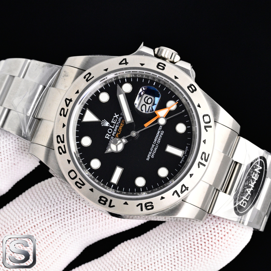 NO:820565,The latest upgraded Rolex ROLEX (three codes in one) Explorer series Rolex Explorer II 226570-0001 White Explorer II / 226570-0002 Black Explorer II 'The Ultimate Choice for Explorers, Arctic Hardcore Style' The Ultimate Choice for Explorers, Arctic Strength 42mm domineering watch diameter, the golden ratio of power and elegance!  Classic black dial/polar white dial, eye-catching at first sight. 904L stainless steel material, resistant to wear and tear, to accompany you to conquer all terrains. Integrated Caliber movement, SuperlativeChronometer certification. Dual time zone GMT function, global time, controlled by one watch. **'Not just a watch, it's an explorer on your wrist.'* 'Not just a watch, it's an explorer on your wrist.' RolexExplorerII #GMTFunction #PolarStyle Polar Explorer  #Limited sale of multifunctional mechanical watches,,,tom ford,rolex,gold19860909最新 升级 劳力士 ROLEX (三码合一) 探险家系列 RolexExplorer II 226570-0001白探二 / 226570-0002黑探二「探索者的终极选择,极地硬核风范」The Ultimate Choice for Explorers, Arctic Strength 42mm霸道表径,力量与优雅的黄金比例！ 经典黑盘/极地白盘,一眼吸睛 904L精钢材质,抗造耐磨,陪你征服所有地形 一体Calibre 机芯,SuperlativeChronometer认证 双时区GMT功能,全球时间,一表掌控 **'Not just a watch, it's an explorer on your wrist.'* 「不止是腕表,它是你腕间的探险家」 RolexExplorerII #GMTFunction #PolarStyle 极地探险家 #限量发售多功能机械腕表,,,tom ford,rolex,gold,Watch