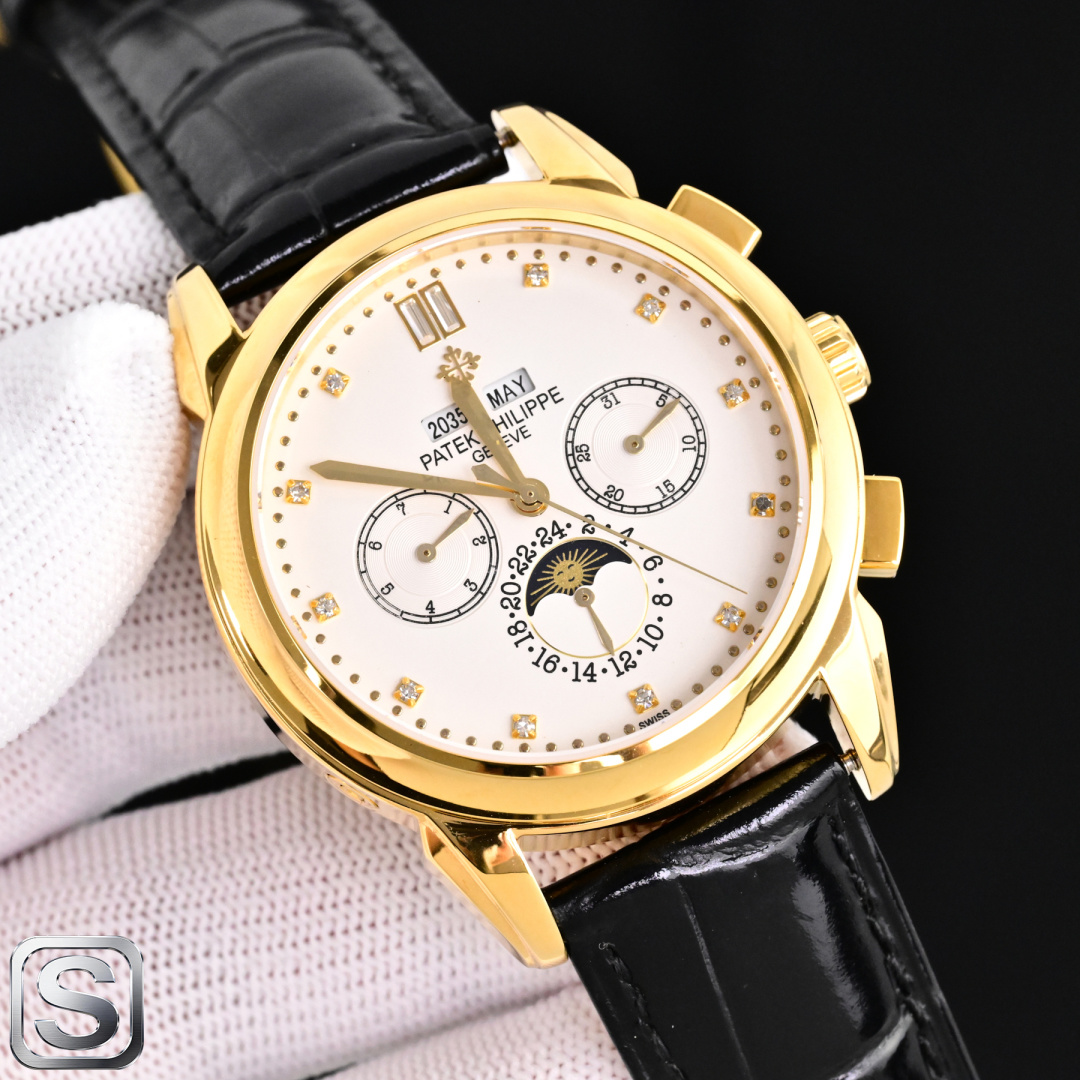 NO:820710,Diamond TW Taiwan Factory, Patek Philippe PP super complex multi-function 5159 perpetual calendar series watch, elegant and elegant!  1 [Wonderful details and advantages] This watch is 41mm in size and its reasonable size and lug design make it suitable for the public to wear. 1. The case is polished in order to pursue the warm and jade-like effect of the genuine product.  3. The scales and hands are treated with the latest precious metal plating process, and the effect is even better. 4. The 'pot lid-shaped' slightly convex sapphire watch mirror is transparent and can tell the time clearly. 5. The precious metal stamp is three-dimensional and standard, clear and vivid!  2 [Leading the Mechanical Age] Using a customized version of the Cal.324 all-in-one machine - thinner, more stable, and more like. The most important thing is that the degree of simulation has skyrocketed. 3 [Strap] Classic Italian calfskin strap with clear texture and good texture. It is paired with the top Patek Philippe lantern buckle on the market, which is universal and original without pressure. It has more formal Patek Philippe design elements. The Taiwanese factory is elegant and durable, timeless and classic. It is a gentleman's multi-functional mechanical watch. Welcome to appreciate it!  ,,patek philippe,cowhide19860909钻 TW台湾厂, 百达翡丽 PP 超级复杂多功能5159万年历系列腕表,儒雅而至！ 1【精彩细节与优点】此腕表尺寸41mm合理的尺寸和表耳设计又能让它适合大众人士配戴, 1.表壳打磨为了追求正品温润如玉的效果,PPF制表师精磨细造,慢工出细活. 2.冲压盖与壳体的衔接机制,有媲美带正品一样的清脆手感,冲压后盖更高的提高防水性能. 3.刻度和指针,采用最新的贵金属电镀工艺处理,效果更上一层楼.4.“锅盖型”微凸蓝宝表镜,效果通透,辨时清晰.5.贵金属钢印立体规范,清晰生动！ 2【引领机械时代】采用定制版Cal.324一体机——更薄,更稳,更像.最重要的是仿真度直线上升了. 3【表带】经典意大利小牛皮表带,纹路清晰,质感好.搭配圈市面最顶级的百达翡丽灯笼表扣,通用原装无压力.让它更加具有正装百达翡利的设计元素,台湾厂儒雅持成,永恒经典,表中绅士多功能机械腕表,欢迎您的品鉴！,,patek philippe,cowhide,Watch