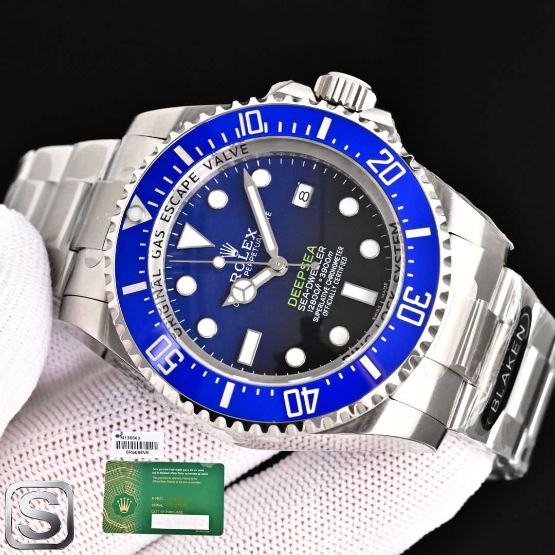 NO:822678,BLAKEN produces white shell, gold shell, BKL Rolex Sea-Dweller/Deepsea Challenge/deep diving series!  Rolex B33 Ghost King series 44mm Sea-Dweller and 44mm Big Ghost King 116660/m126660/m126067/deep submersible models are also available. The full series are in stock and will be shipped as soon as you place an order!   The core highlight hits directly - the real exhaust valve configuration!  The side can be actually operated, and the details of the internal and external scales are fully displayed - the CNC craftsmanship of the case is extremely fine, the joints are almost zero gaps, and the hand texture is outstanding - the inner shadow engraving is more delicate and three-dimensional than before, and the details can be controlled with peace of mind - the real shark buckle design!  The inside of the buckle is clean and neat, and the switch feels the same as the original one. It also supports fine-tuning of the length and full practical performance. The movement is integrated and the movement engravings are all correct. Knowledgeable players will naturally know the quality ~ If you are interested, you can directly send a private message. The high-end model has limited inventory, so don’t be slow!  Luxurious and exquisite recommended men’s mechanical watches. The best luxury recommendations for gifts, please look for BLAKEN’s exclusive quality, rolex19860909BLAKEN 出品 白壳 金壳  BKL Rolex海使/Deepsea Challenge/深潜系列全齐！劳力士 ROLEX B33 鬼王系列44mm  海使型、44mm大鬼王116660/m126660/m126067/深潜款也已备齐,全系列现货在仓,下单即发！  核心亮点直击  - 真排气阀配置！侧面可实际运作,内外复刻度细节满格呈现 - 表壳CNC工艺极致精细,连接处近乎零缝隙,上手质感卓然出众 - 内影刻字较以往更显细腻立体,细节控可安心入手 - 真鲨鱼拉扣设计！表扣内侧洁净利落,开关手感与正品一致顺滑,且支持长短微调,实用性能拉满  机芯搭载一体,机心刻字全对版,懂行的玩家自然知晓这份品质分量～  意向可直接私信,高端款库存有限,手慢无！ 奢华精致推荐男士机械腕表 送礼最佳奢华推荐请认准BLAKEN独家品质,,rolex,Watch