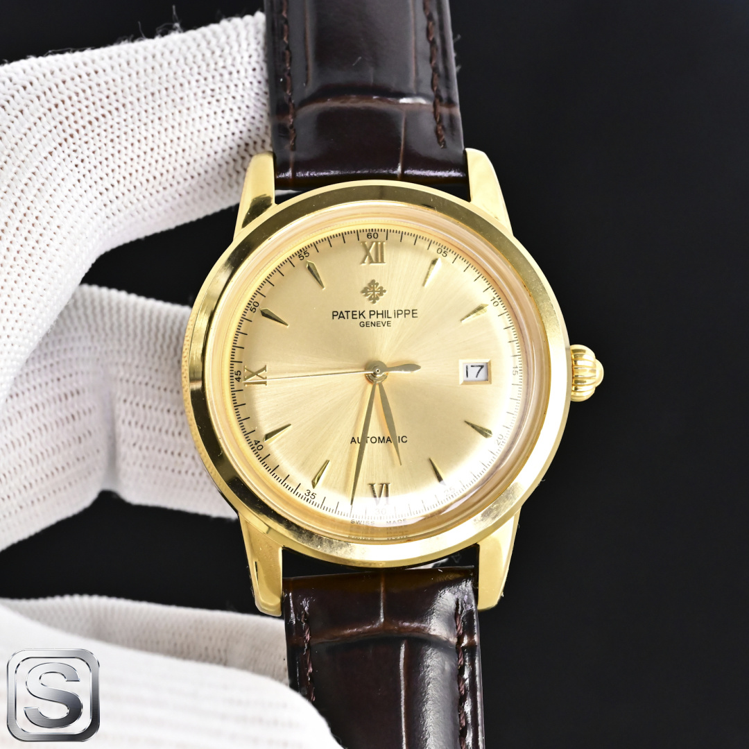 NO:924317,Produced by TW, white case and gold case, TW Factory Patek Philippe PP GV3 hot new hot model watch!  The team spent 6 months carefully designing, daring to be the first, breaking through multiple layers of technical bottlenecks, and striving for perfection!  Pot lid glass [Case] ​​The market's exclusive latest pot lid glass material, with super 3D three-dimensional effect, ultra-thin craftsmanship, diameter 40mm. [Movement] The watch uses the original movement with a vibration frequency of 28,800 times per hour, and has zero repair quality. [Strap Buckle] The style is matched with Italian cowhide to make the wrist more comfortable and comfortable. The watch buckle is engraved with a classic logo, which can truly withstand the elegance of fine products. Made by TW!  Welcome to reprint the exquisite recommendation of men's mechanical watches. For the best luxury recommendations for gifts, please look for TW's exclusive quality, patek philippe, cowhide19860909TW 出品 白壳 金壳 TW Factory 百达翡丽 PP GV3 火热新款爆款腕表！团队历时6个月精心设计,敢为人先,突破多层技术瓶颈,力求完美！ 锅盖玻璃【表壳】市场独家最新锅盖玻璃材质,具有超强3D立体感,超薄工艺,直径40mm.【机芯】腕表采用原装机芯每小时振频28800次,零返修质量.【表带扣】款式搭配意大利牛皮让手腕更贴合舒适,腕表表扣上面刻有经典标志,真正经得起细品的传世儒雅. TW打造！欢迎转载精致推荐男士机械腕表 送礼最佳奢华推荐请认准TW独家品质,,patek philippe,cowhide,Watch