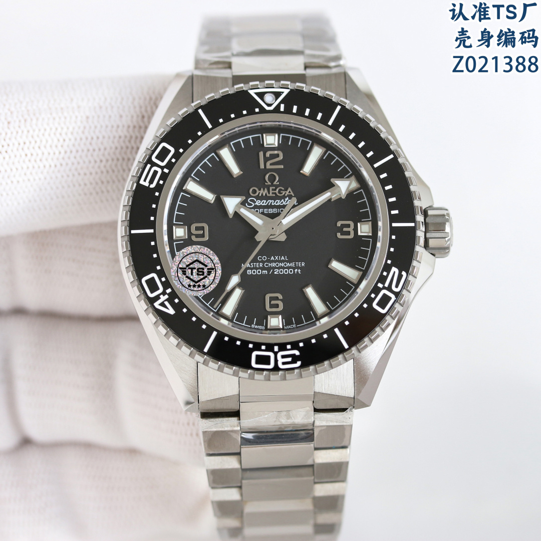 NO:945861,Produced by TS 2824 Tape type Steel tape type 8912 Tape type Steel tape type 1500 TS Factory Omega-OMEGA Haima 600 series LM1 Brand new Haima 600 meters!  The new fourth-generation Seamaster series Planet Ocean watch was launched on the 20th anniversary of the launch of the Planet Ocean watch. The new watch inherits the classic design elements of the Planet Ocean watch.  And through a slimmer profile and sharper lines, it injects a more modern style into the watch. The original one is reproduced one to one, the accessories are universally original, fluorine rubber strap, CNC case head, super Swiss luminous dial, sapphire mirror, the movement can be equipped with 2824/8912 plywood movement, super cost-effective, the watch case size is 42×13.7 mm, covering three different colors of orange, blue and black bezels. Recommended for men's mechanical watches.  The best luxury gift recommendation, please look for the exclusive quality of TS factory, omega19860909TS 出品 2824 胶带款 钢带款  8912 胶带款 钢带款 1500 TS Factory 欧米茄-OMEGA 海马600系列 LM1 全新海马600米！ 海洋宇宙腕表问世二十周年推出的全新第四代海马系列海洋宇宙腕表 全新腕表传承了海洋宇宙表款的经典设计元素 并通过更纤薄的轮廓和更锐利的线条,为腕表注入更具现代感的风格.原装一比一复刻,配件通用原装,氟橡胶表带,cnc表壳头粒,超强瑞士夜光表盘,蓝宝石镜面,机芯可选配2824/8912夹板机芯,超高性价高,腕表表壳尺寸为42×13.7毫米,涵盖橙、蓝、黑三种不同颜色的表圈精致推荐男士机械腕表 送礼最佳奢华推荐请认准TS厂独家品质,,omega,Watch