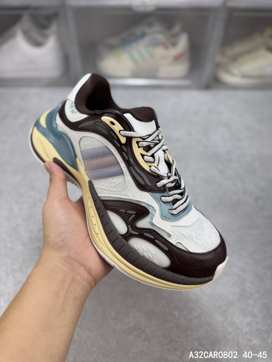 GUCCI 2.0 古驰 圆头抽绳 高奢百搭休闲 运动鞋 明星同款缓震慢跑鞋 小红书爆款厚底增高老爹鞋 鞋面走线工整 清晰质感 高端时尚 简约大气 防滑舒适 后跟为真皮材质 试穿注意不要折损避免影响二次销售和售后 官方货号: 814040 FAD5T 8066 #A32CAR0802