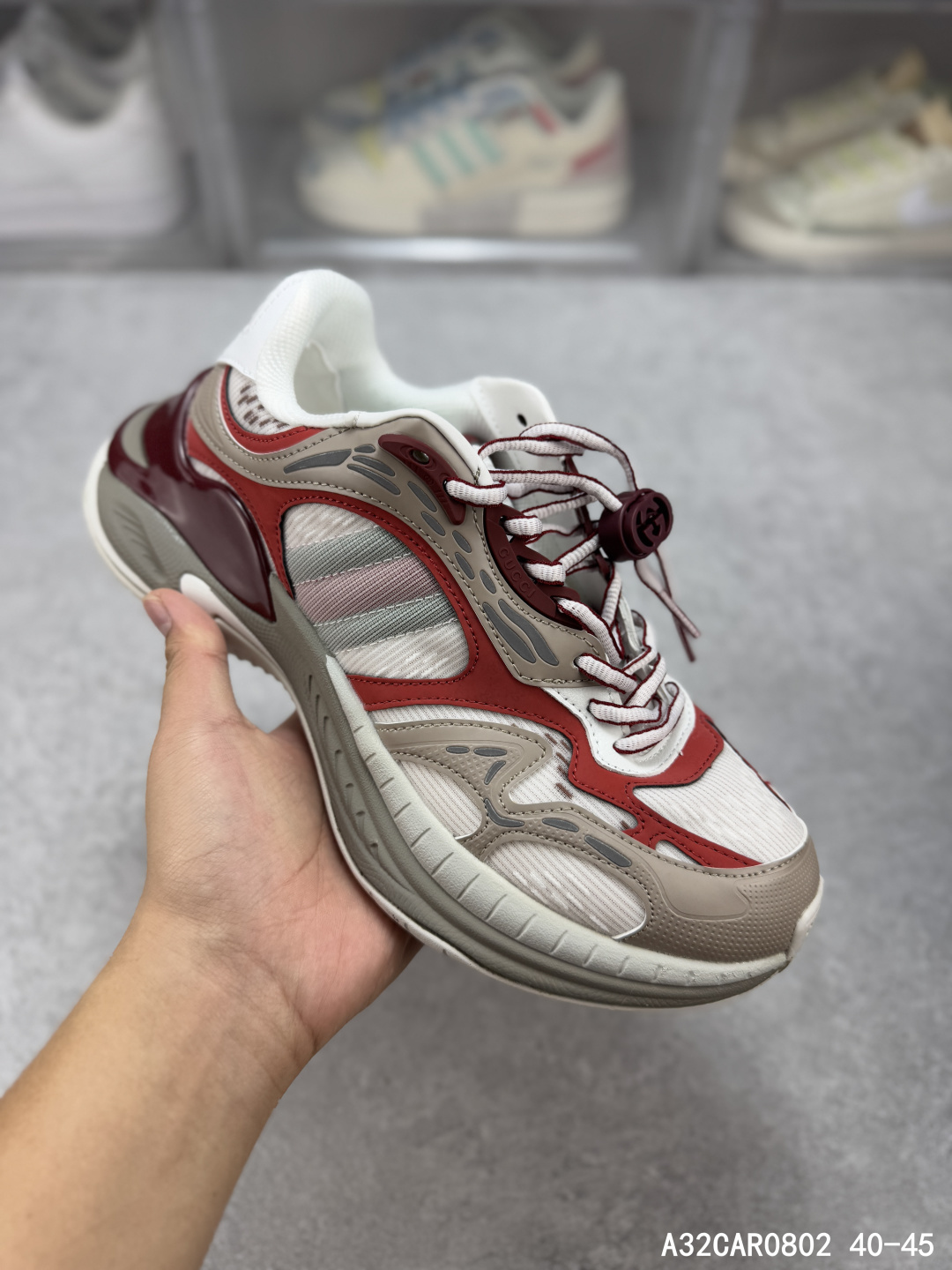 GUCCI 2.0 古驰 圆头抽绳 高奢百搭休闲 运动鞋 明星同款缓震慢跑鞋 小红书爆款厚底增高老爹鞋 鞋面走线工整 清晰质感 高端时尚 简约大气 防滑舒适 后跟为真皮材质 试穿注意不要折损避免影响二次销售和售后 官方货号: 814040 FAD5T 8066 #A32CAR0802