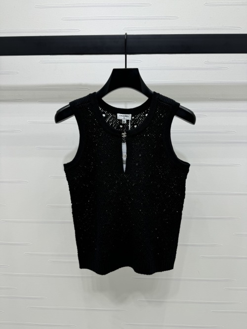 Chanel Knit Vest - Spring/Summer 2025 Collection - Soft & Comfortable 1 Chanel Knit Vest - Spring/Summer 2025 Collection - Soft & Comfortable
