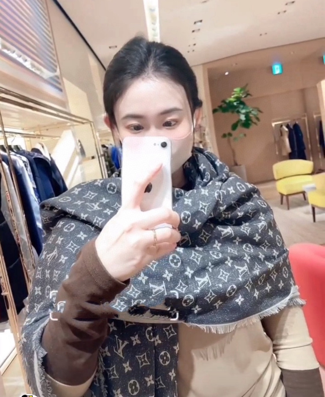 Louis Vuitton 路易威登与日本先锋艺术家草间弥生再度携手 延续创想之力和精湛工艺的紧密连结