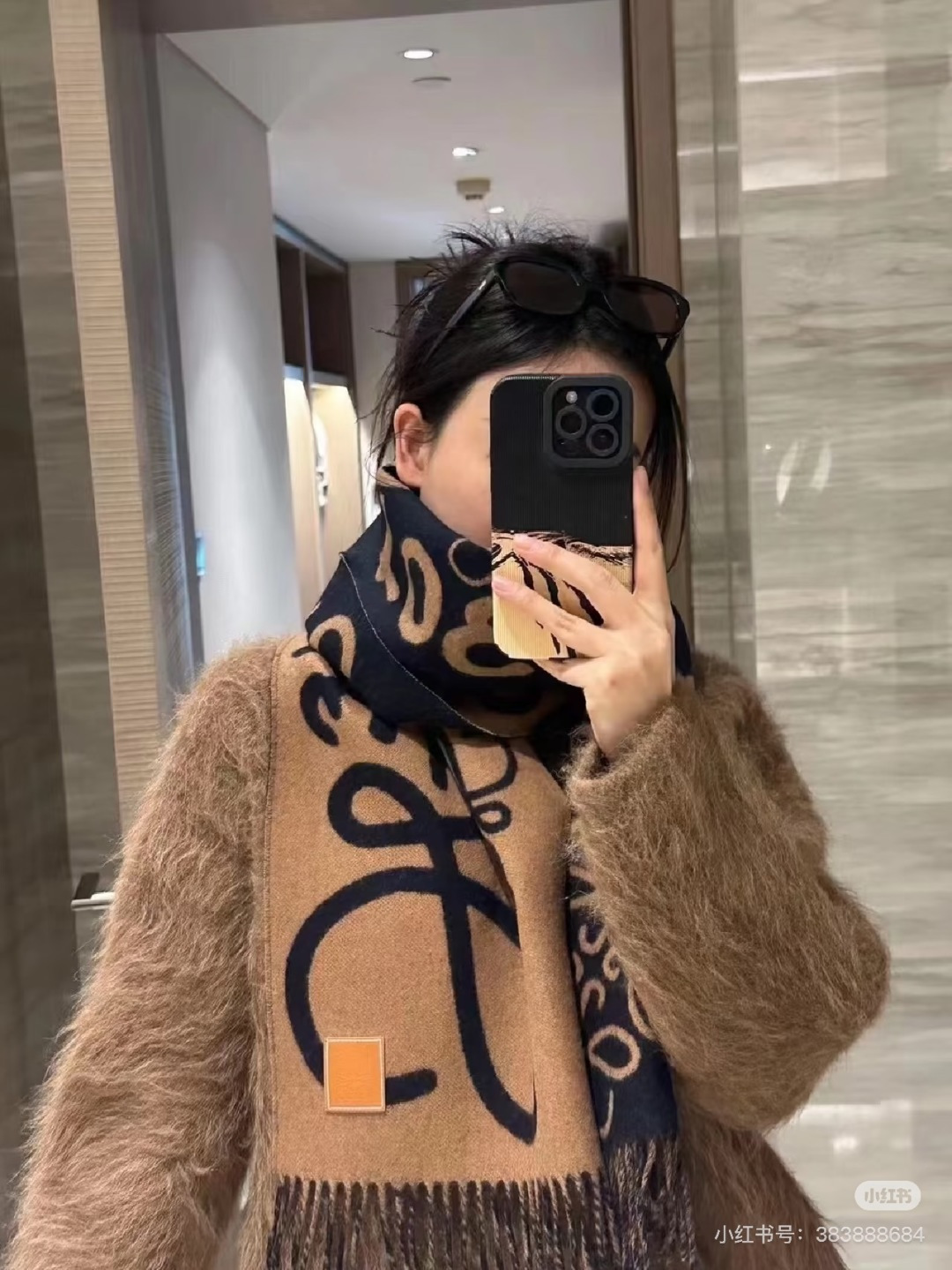 Loewe Loewe罗意威涂鸦款双面围巾 loewe超美新款围巾 推荐入手 超难买哦 好货