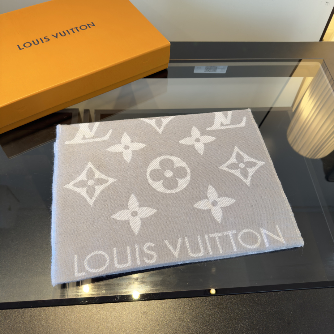 Louis Vuitton L家 【高版】有 L字样新品 【驴家新款5色双面羊毛围巾】180*30cm 100%羊毛