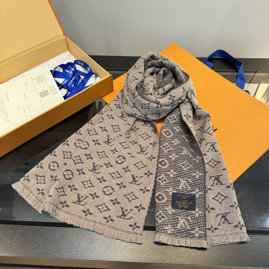 Louis Vuitton LV【MONOGRAM CLASSIC】重磅推出有标志性Mono的梭织花纹围巾