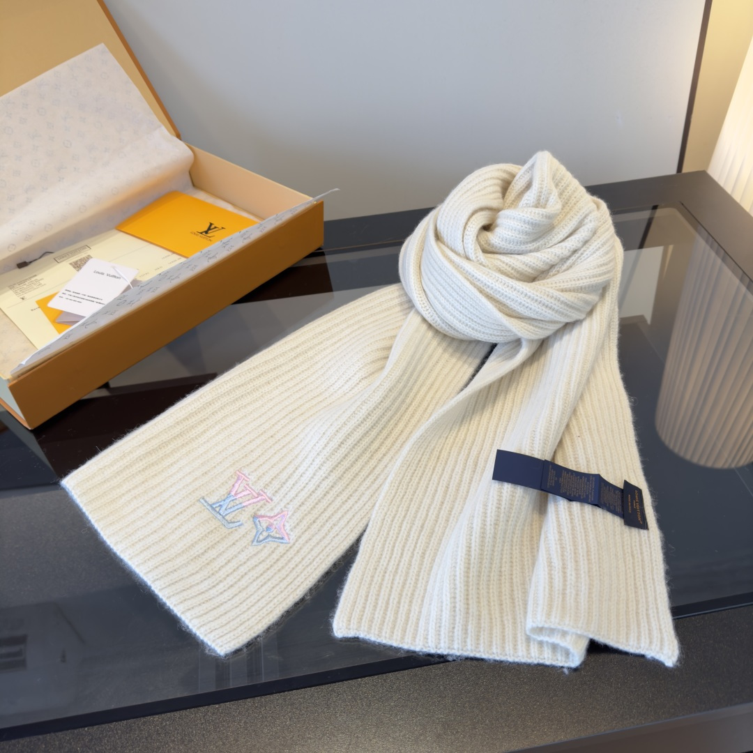 Chanel Chanel 围巾针织 百分百 羊绒 暖暖呼呼
