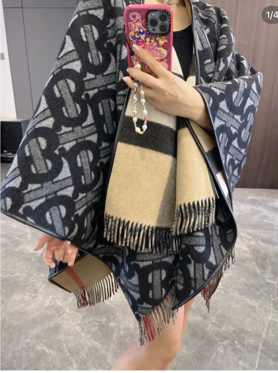 Thom Browne 牛货斗篷 Burberry最新款双面提花斗篷大披肩 ‼ TB属专标识配 格子 皮边也是很柔软很舒服的