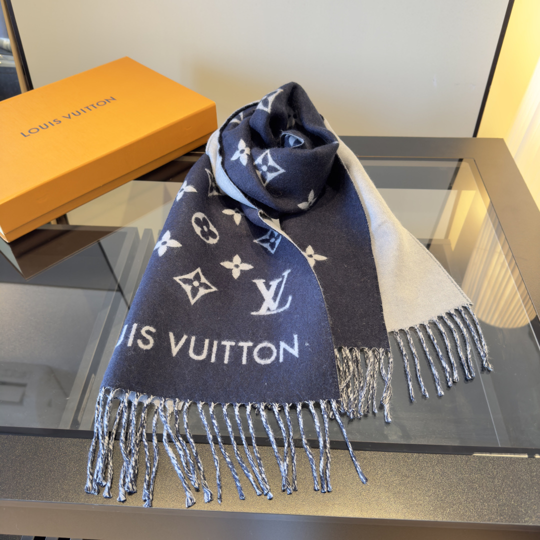 Louis Vuitton Louis Vuitton 围巾 为你解锁冬日奢美密码 黑色主调 高级感拉满 搭配品牌标志性的 LV 字母与花卉图案