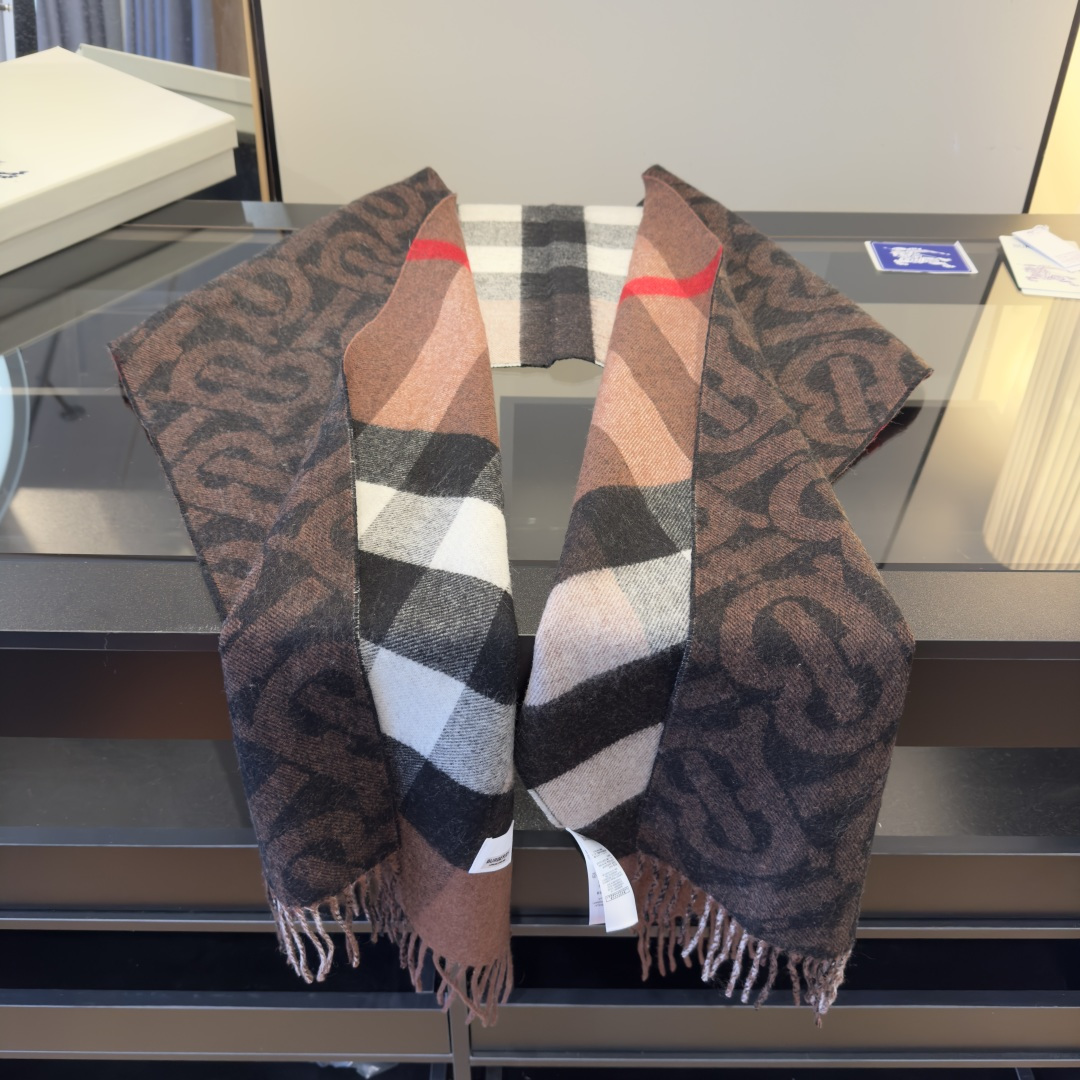 шарф Burberry ¥ — photo 8