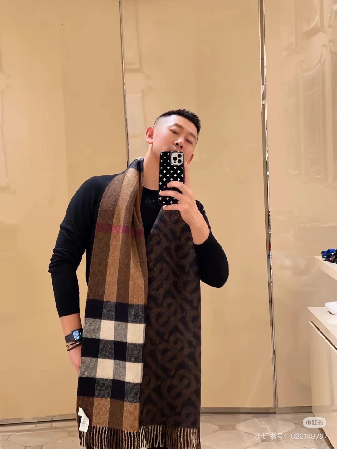 Burberry 𝐁𝐮𝐫𝐛𝐞𝐫𝐫𝐲 双面格纹拼TB围巾