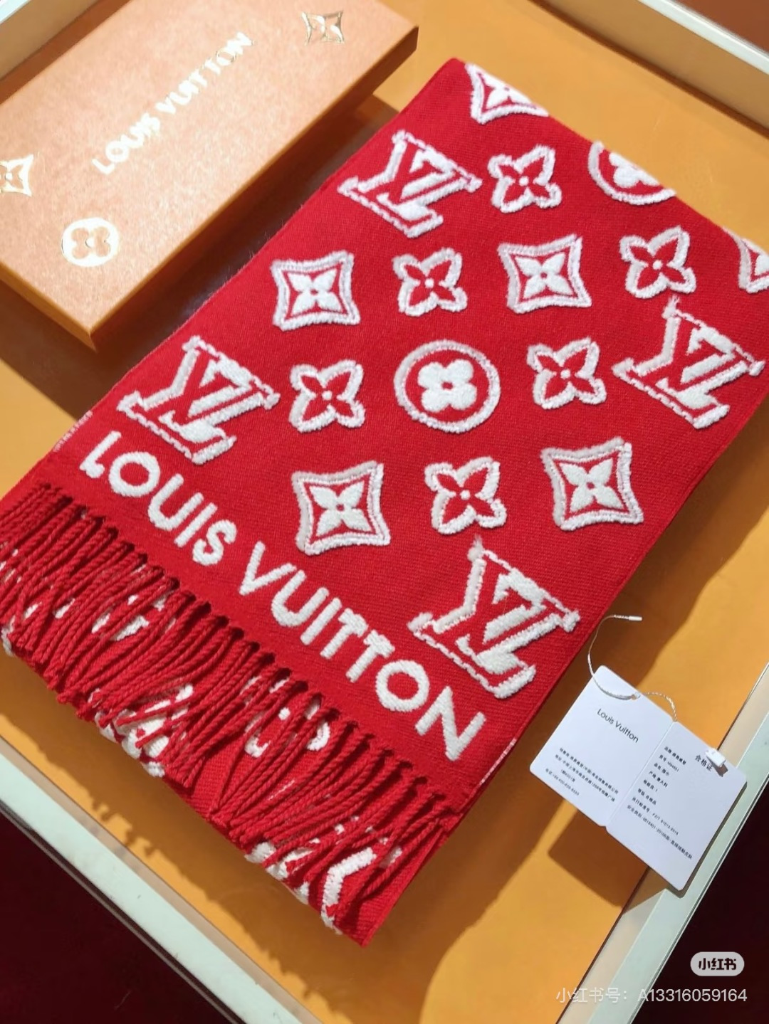Louis Vuitton 驴家（LV）｜3D 围巾