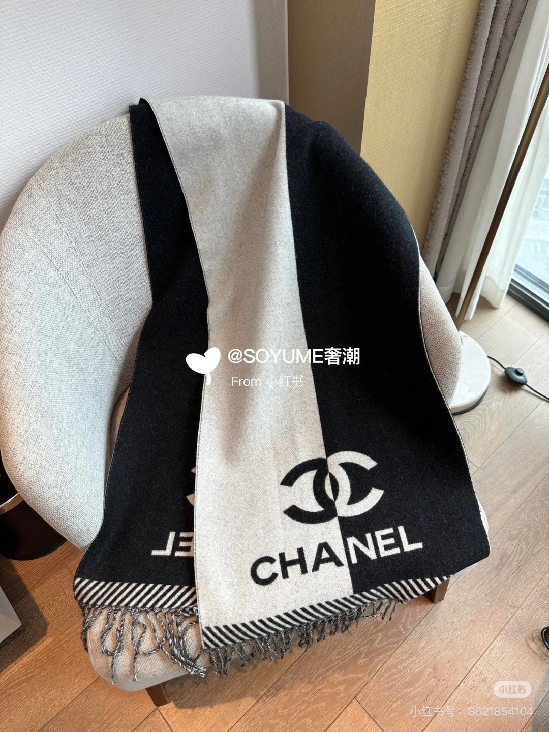 Chanel 𝐂𝐇𝐀𝐍𝐄𝐋新《双面拼色提花》裸粉色