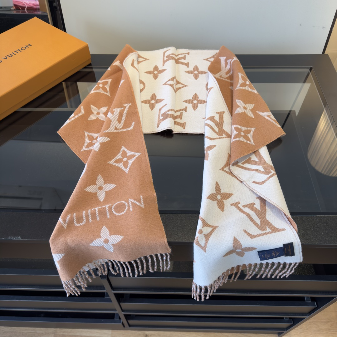 Louis Vuitton L家 【高版】有 L字样新品 【驴家新款5色双面羊毛围巾】180*30cm 100%羊毛