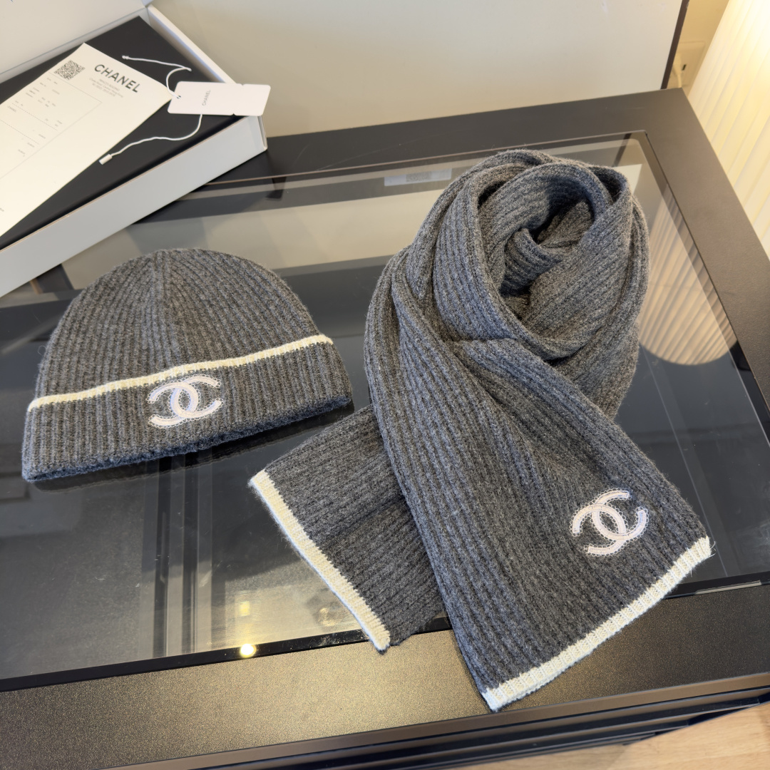 Chanel Chanel 围巾帽子套装 百分百 羊绒 暖暖呼呼