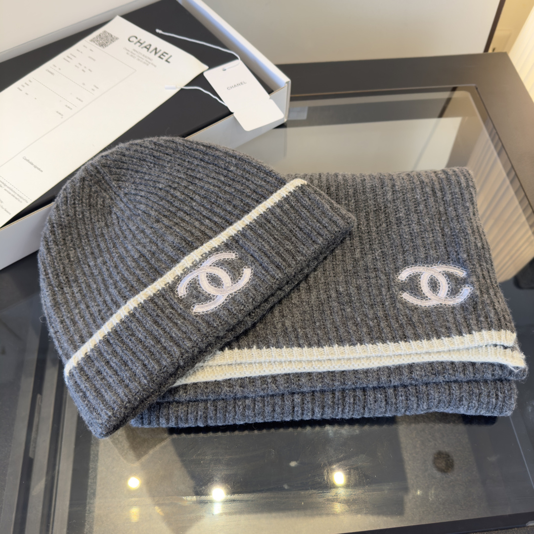 Chanel Chanel 围巾帽子套装 百分百 羊绒 暖暖呼呼